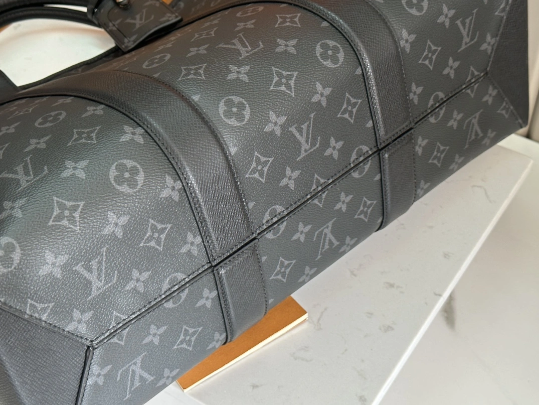 NewStyle 3186 Louis Vuitton AAA Man Handbags