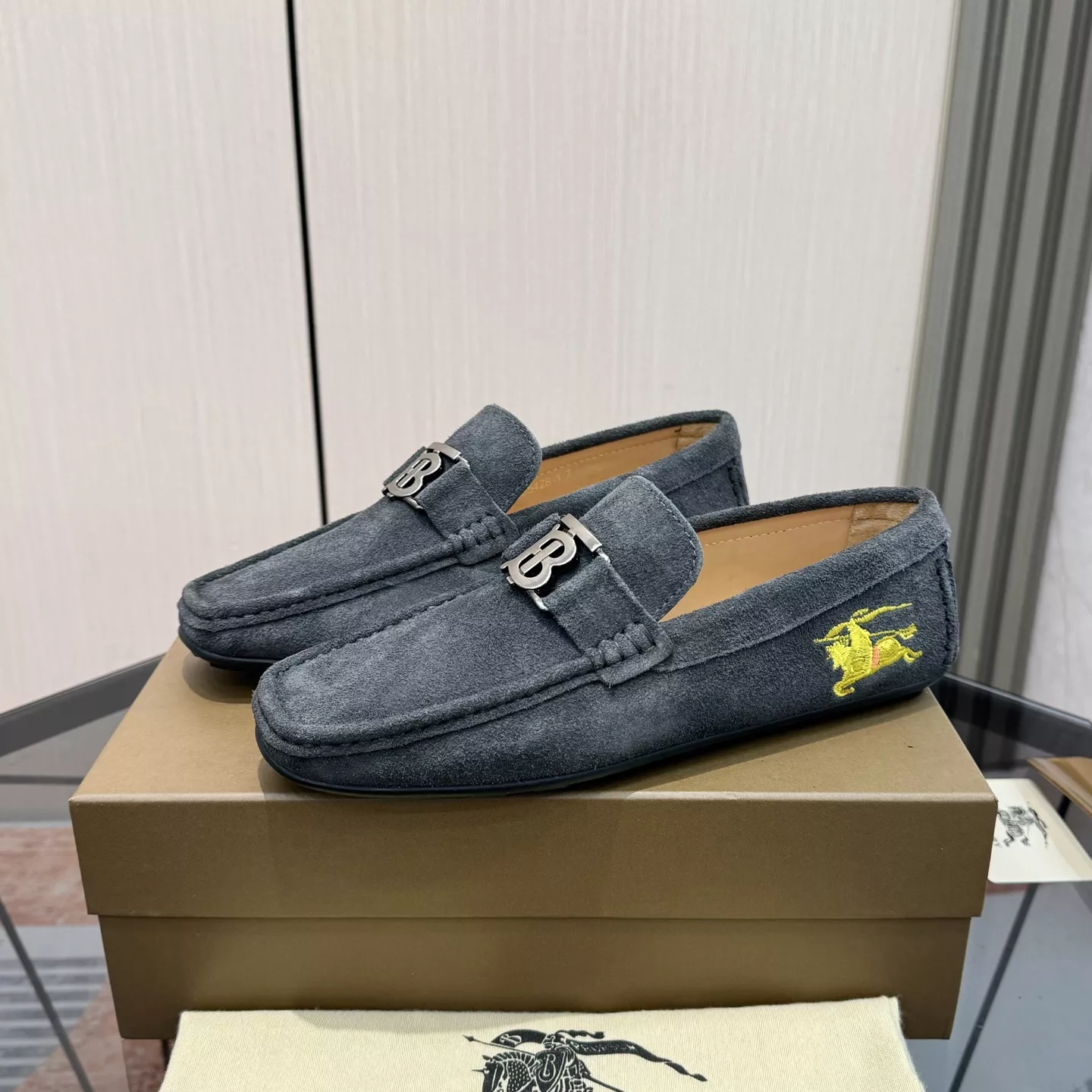 NewStyle 3303 Burberry Leather Shoes For Men