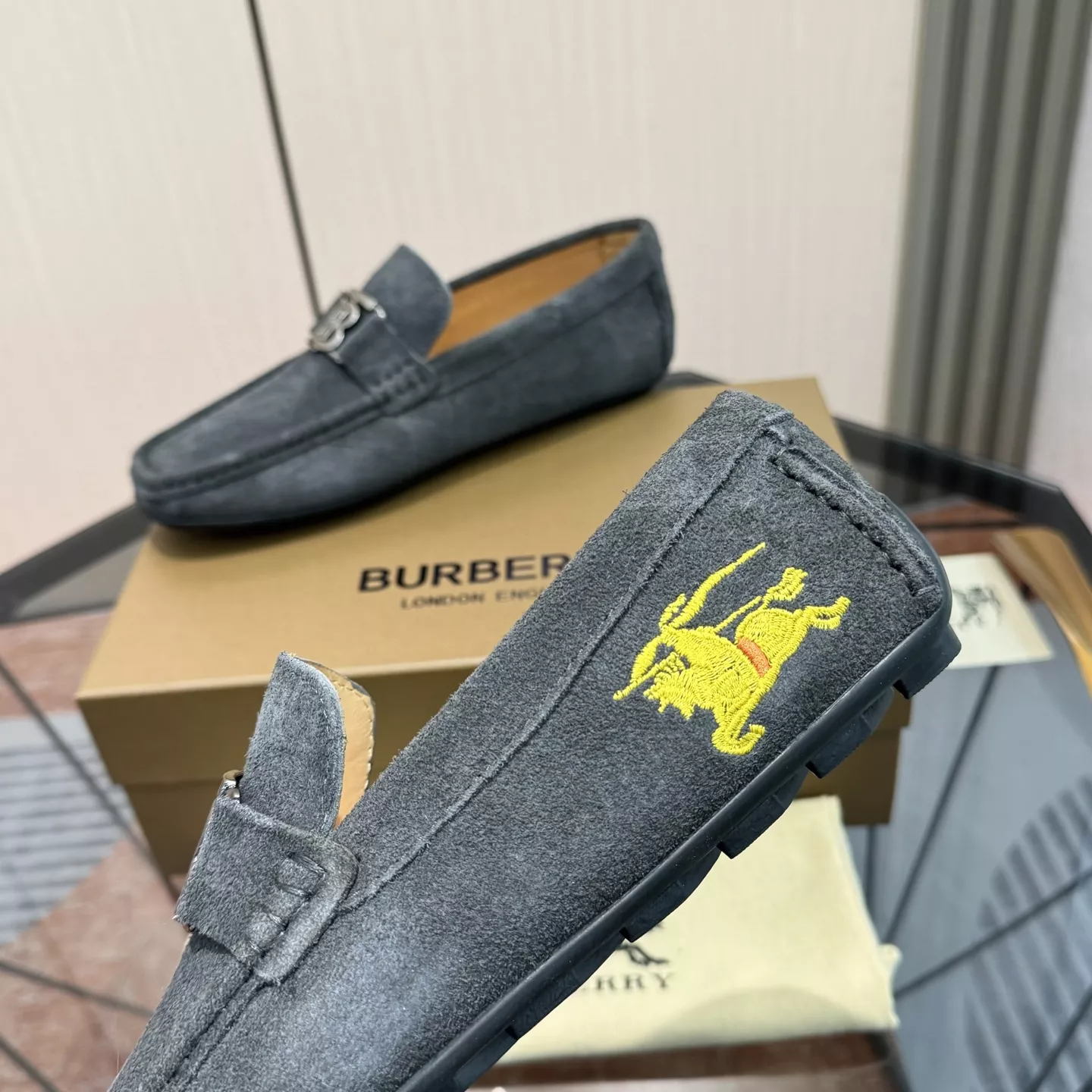NewStyle 3303 Burberry Leather Shoes For Men
