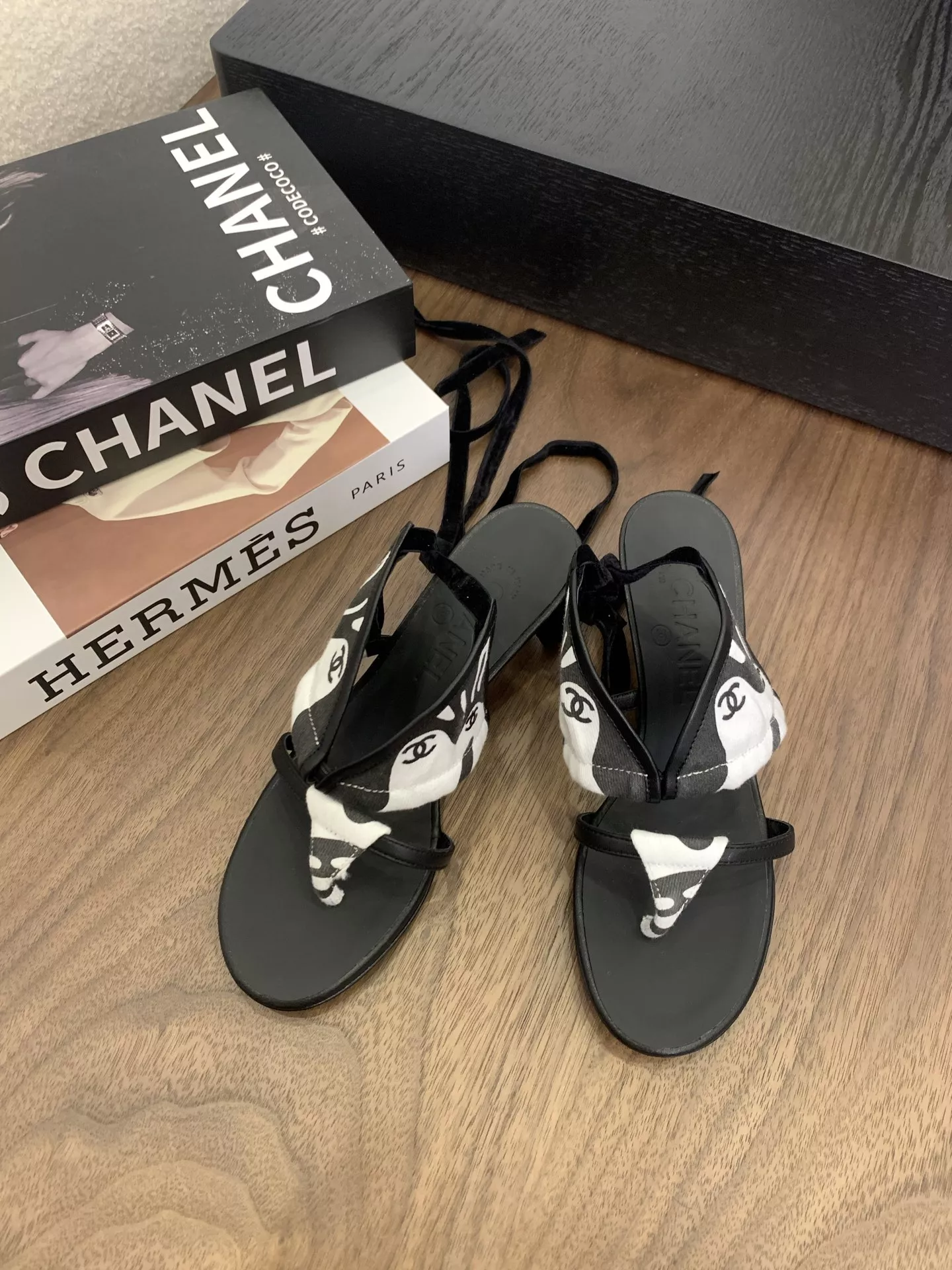 NewStyle 3663 Chanel Sandal For Women