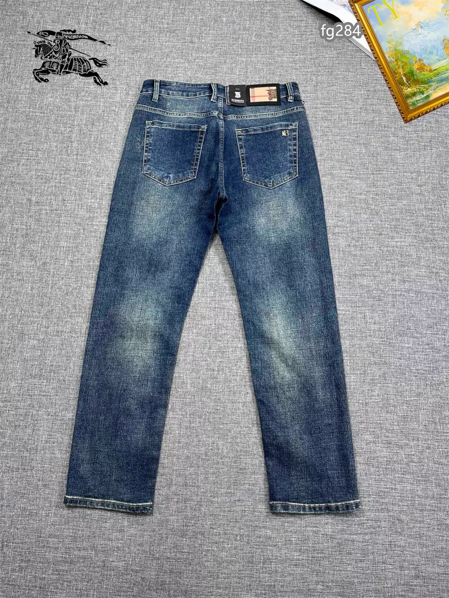 NewStyle 3672 Burberry Jeans For Men