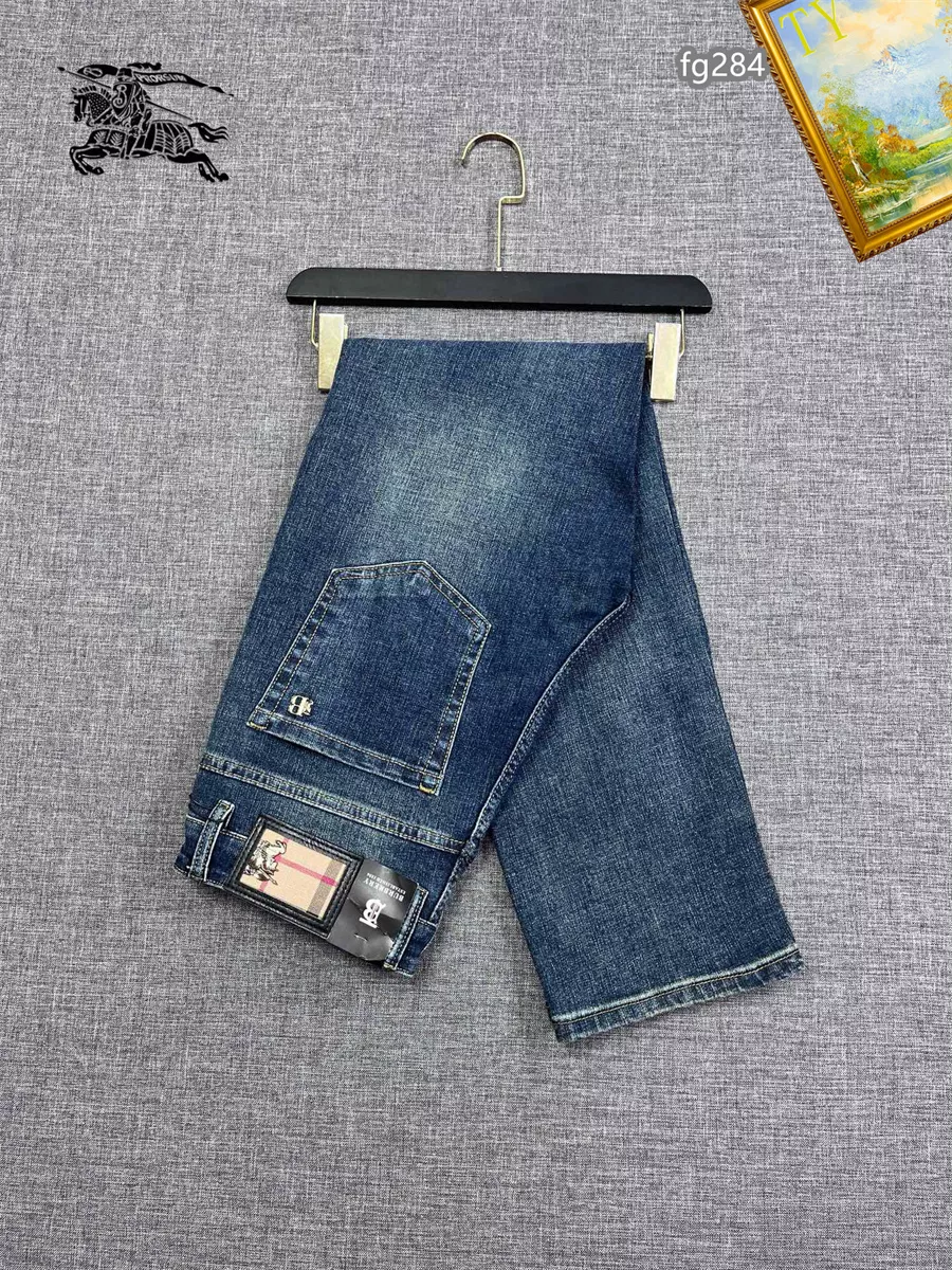 NewStyle 3672 Burberry Jeans For Men