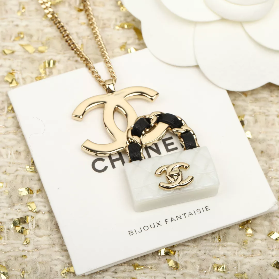 NewStyle 3678 Chanel Necklaces For Women