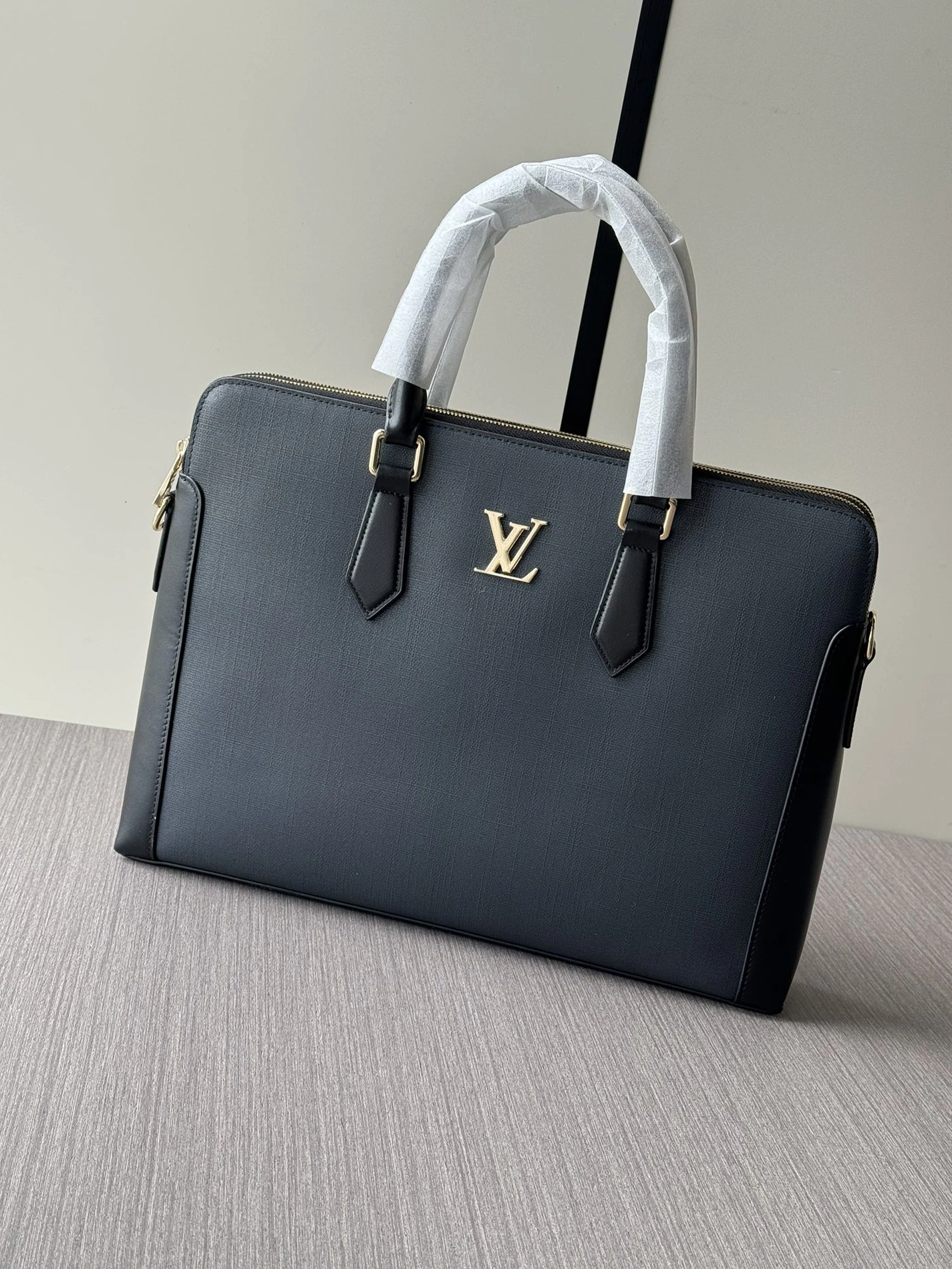 NewStyle 375 Louis Vuitton AAA Man Handbags