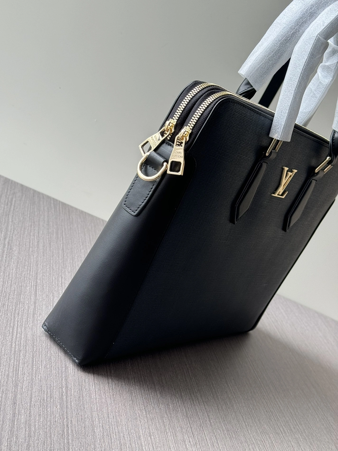 NewStyle 375 Louis Vuitton AAA Man Handbags