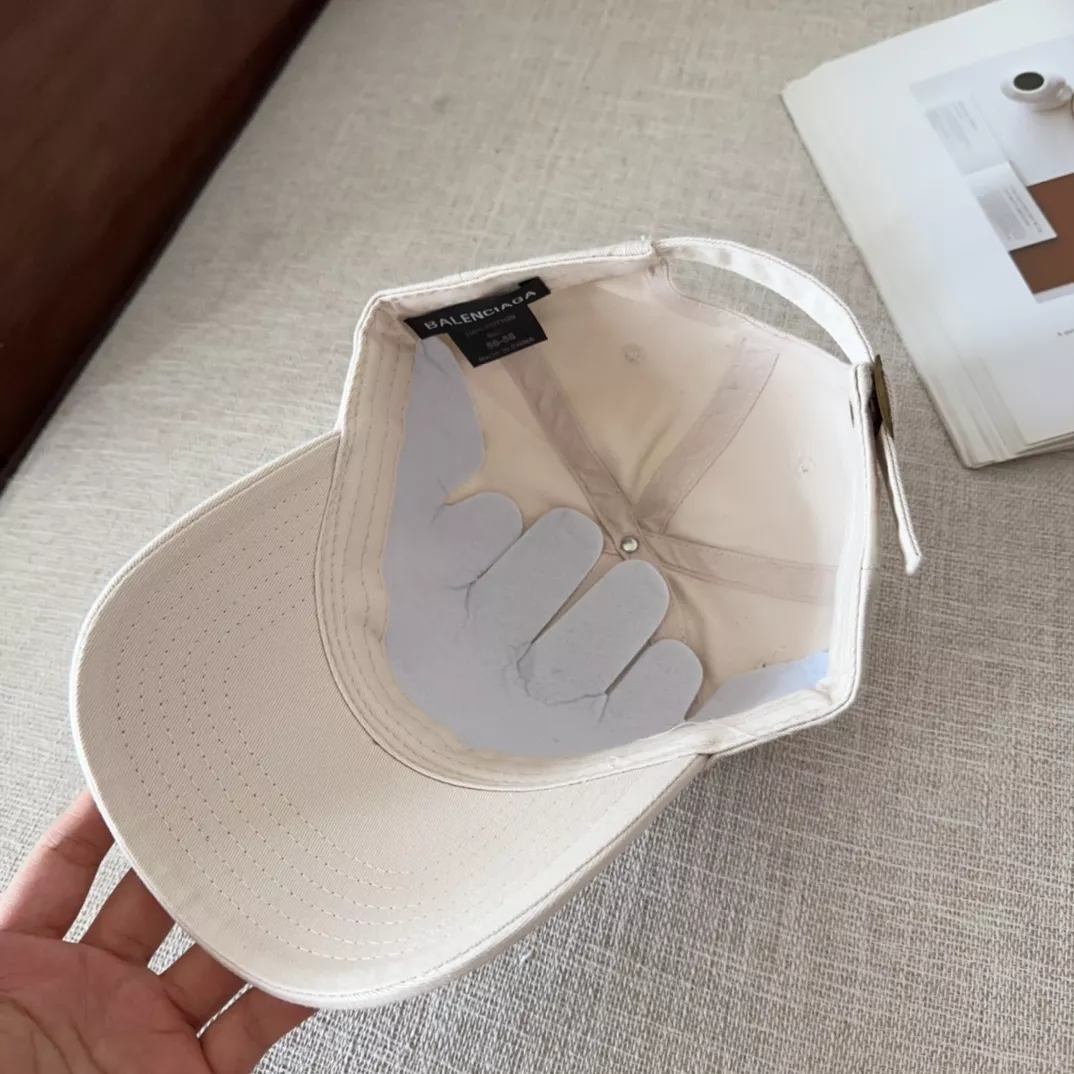 NewStyle 3772 Balenciaga Caps