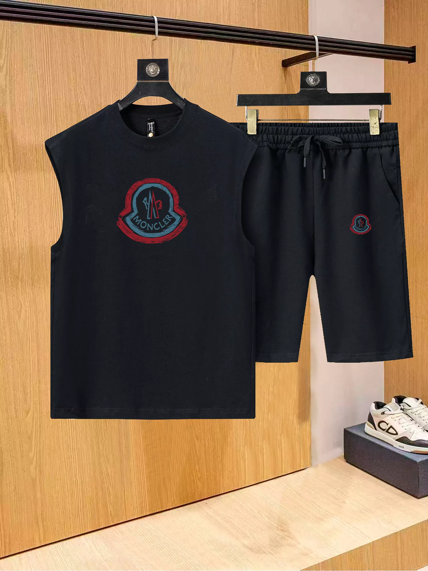 NewStyle 3792 Moncler Tracksuits Sleeveless For Men