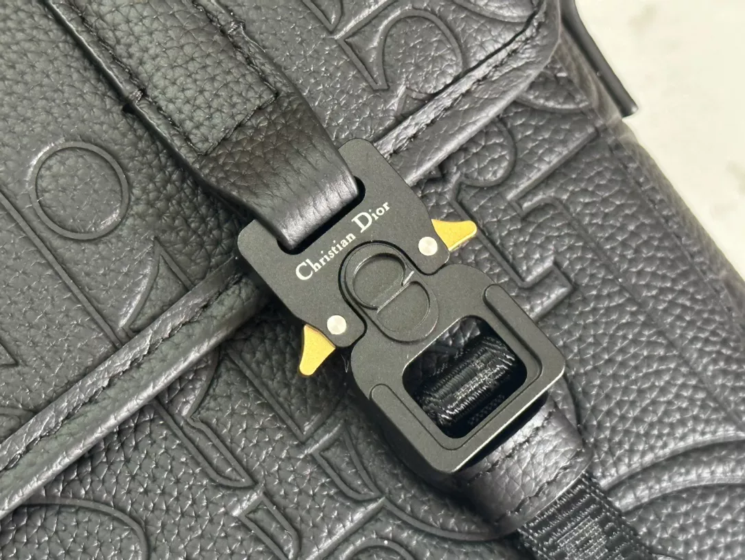 NewStyle 391 Christian Dior AAA Man Messenger Bags