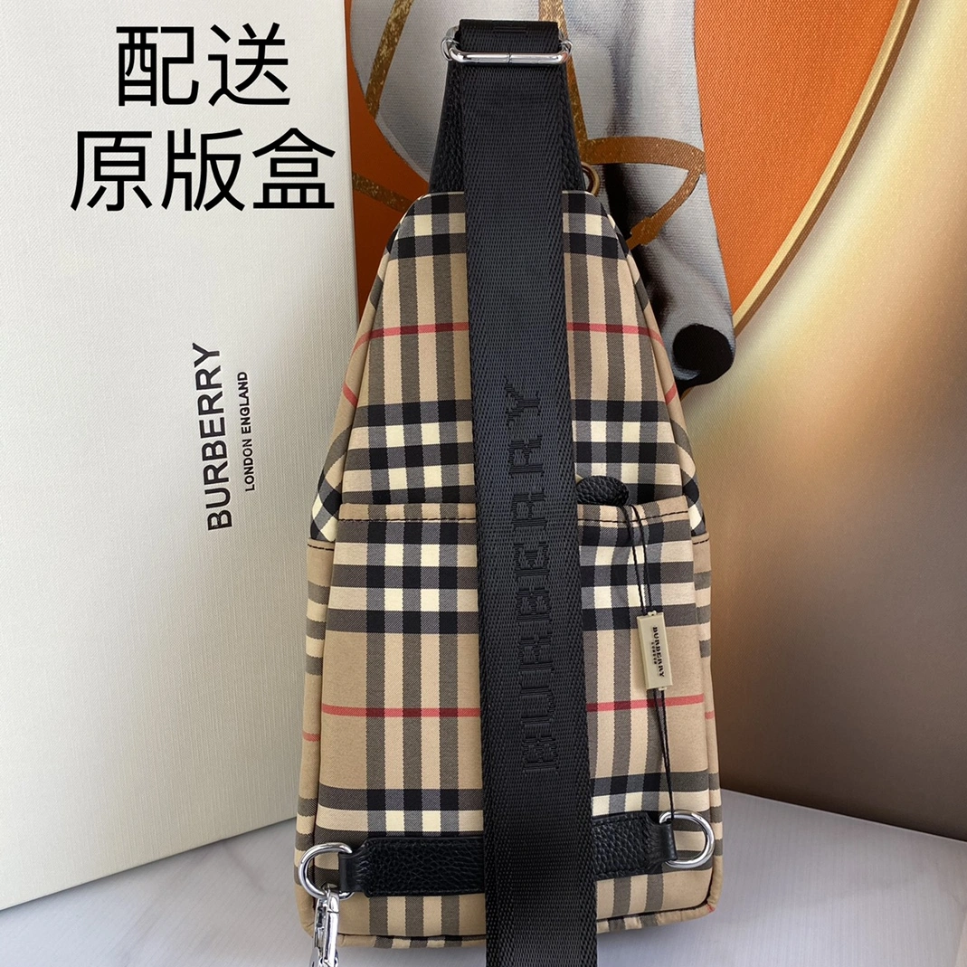 NewStyle 3959 Burberry AAA Man Messenger Bags