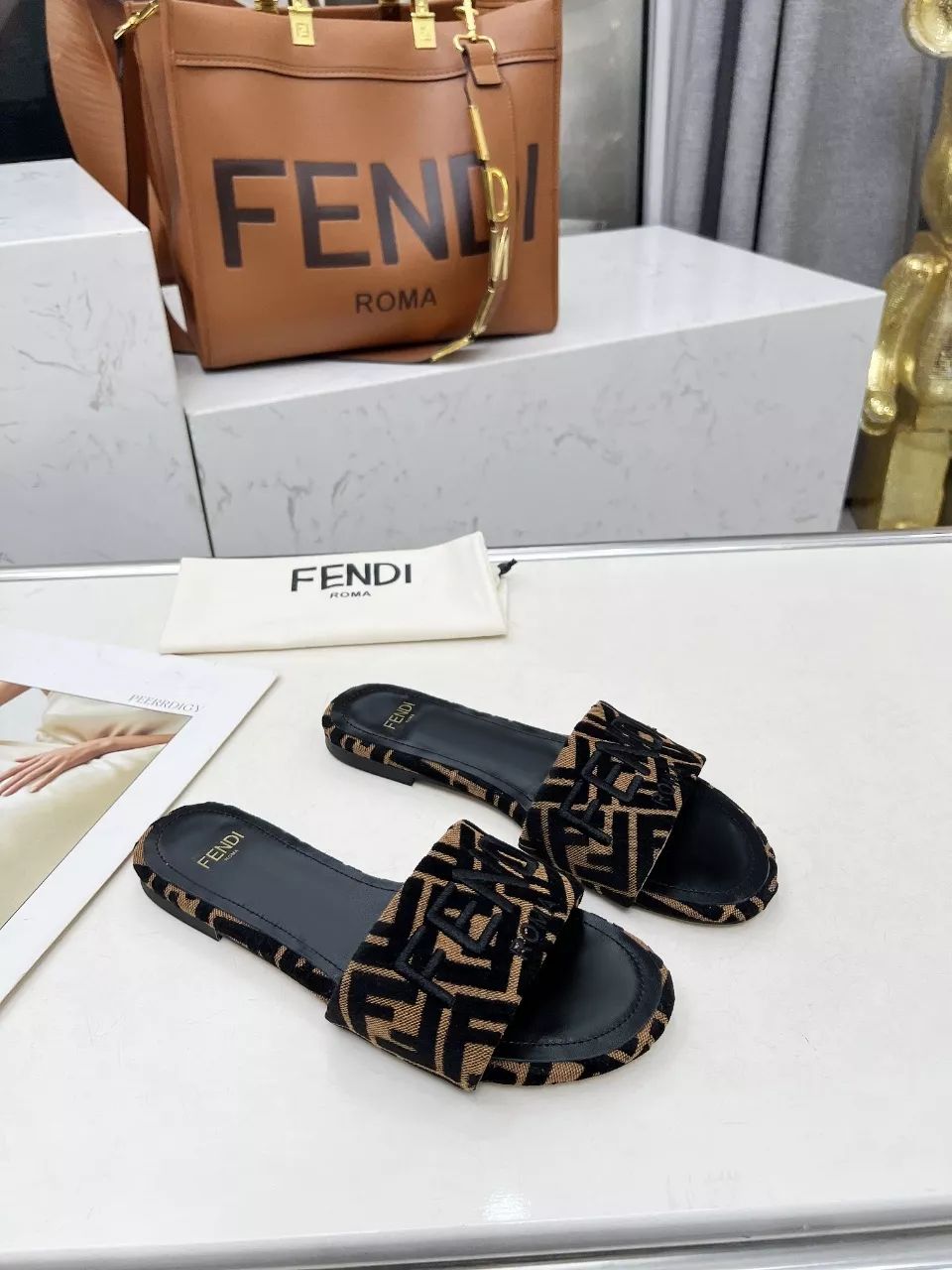 NewStyle 4318 Fendi Slippers For Women