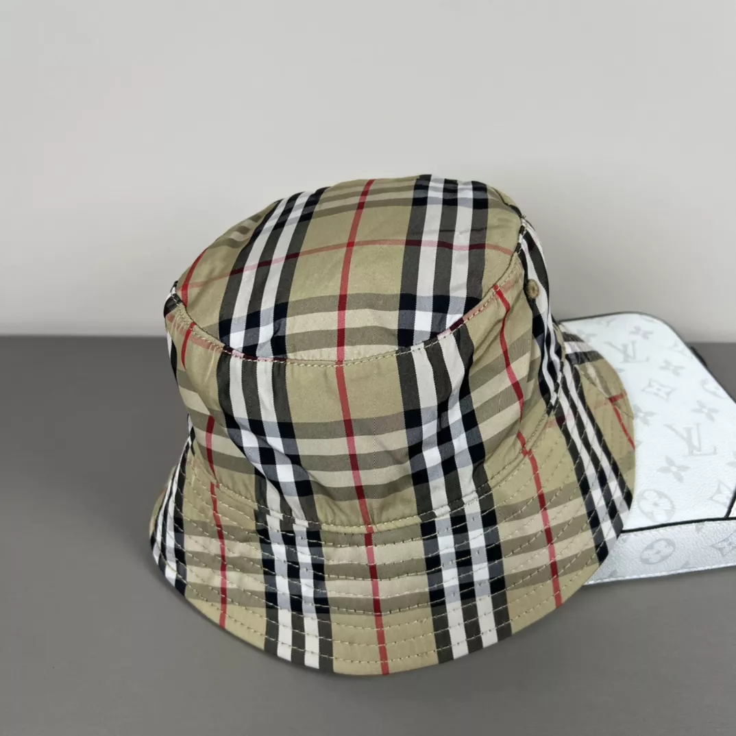 NewStyle 4321 Burberry Caps