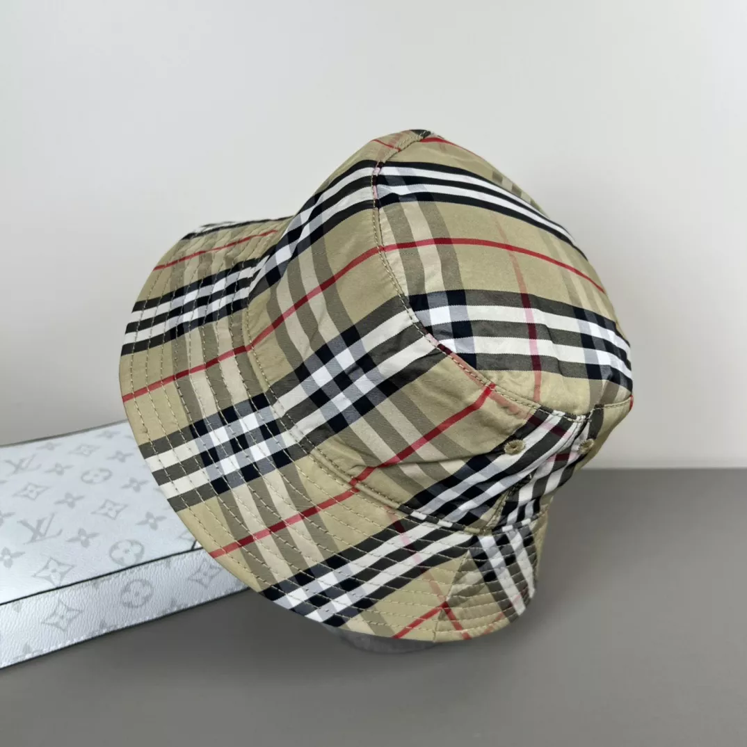 NewStyle 4321 Burberry Caps