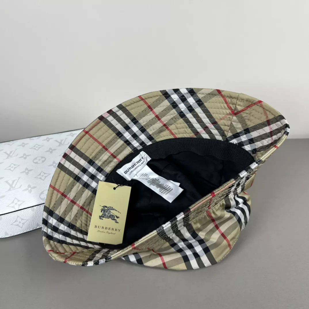NewStyle 4321 Burberry Caps