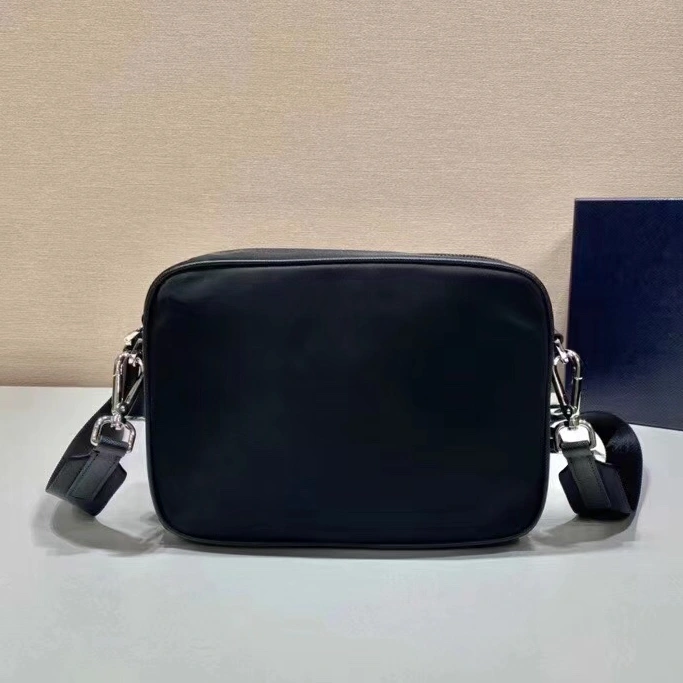 NewStyle 4326 Prada AAA Man Messenger Bags