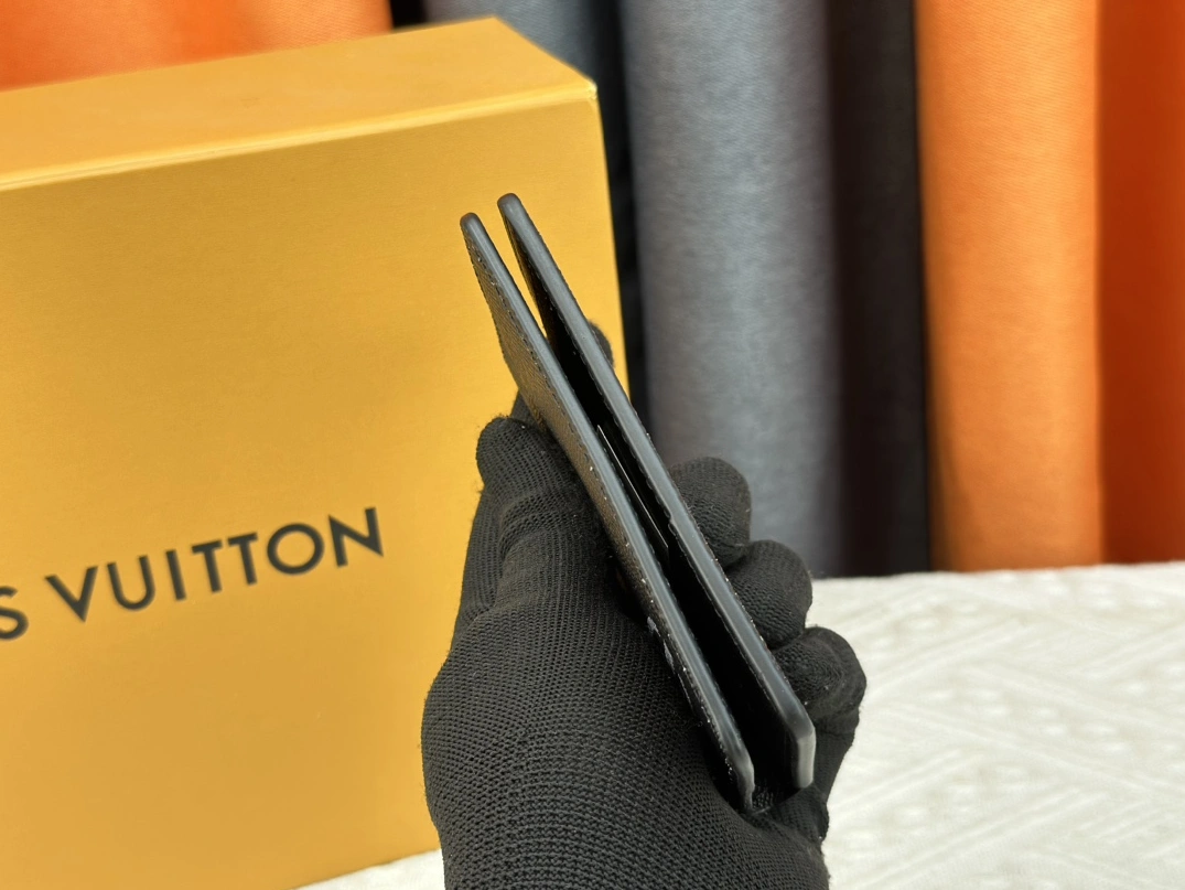 NewStyle 4371 Louis Vuitton LV Card Case In Black For Unisex