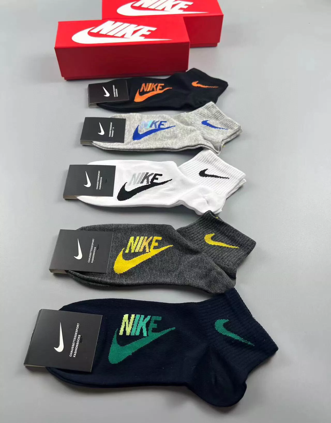 NewStyle 444 Nike Socks
