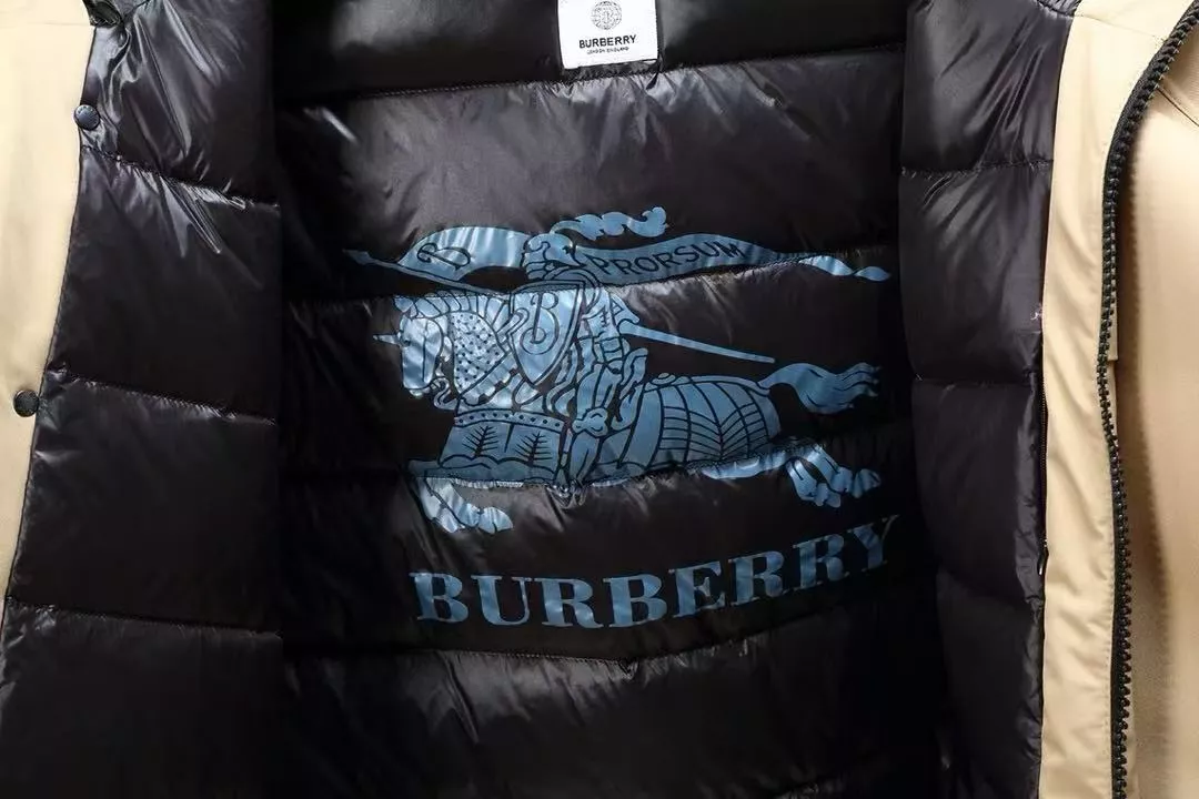 NewStyle 4958 Burberry Down Feather Coat Long Sleeved For Men