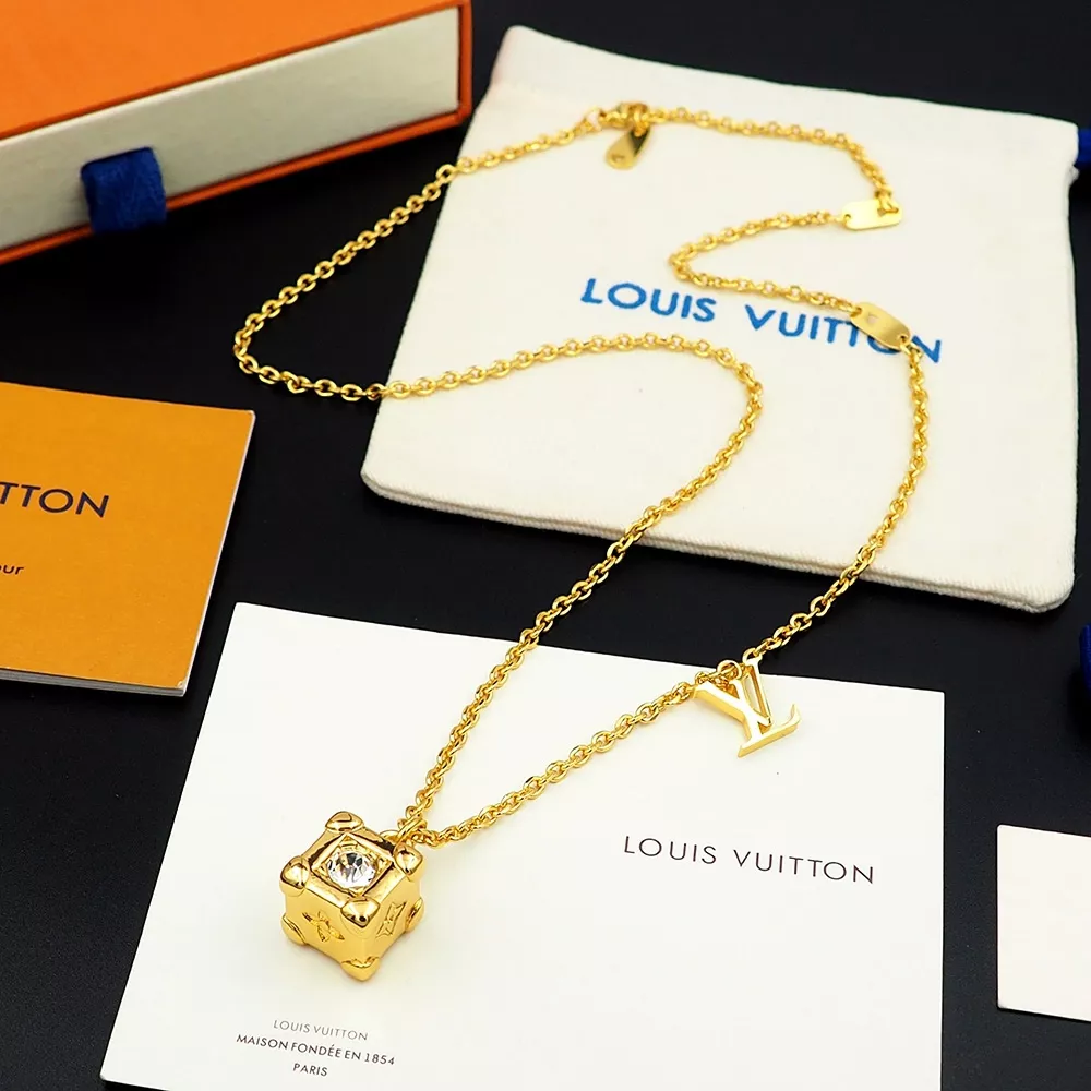 NewStyle 5109 Louis Vuitton Necklaces
