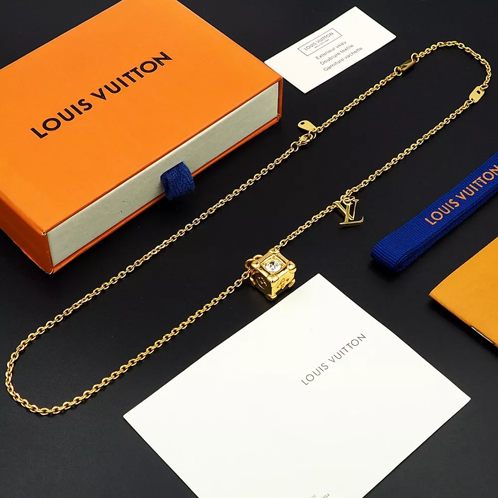 NewStyle 5109 Louis Vuitton Necklaces