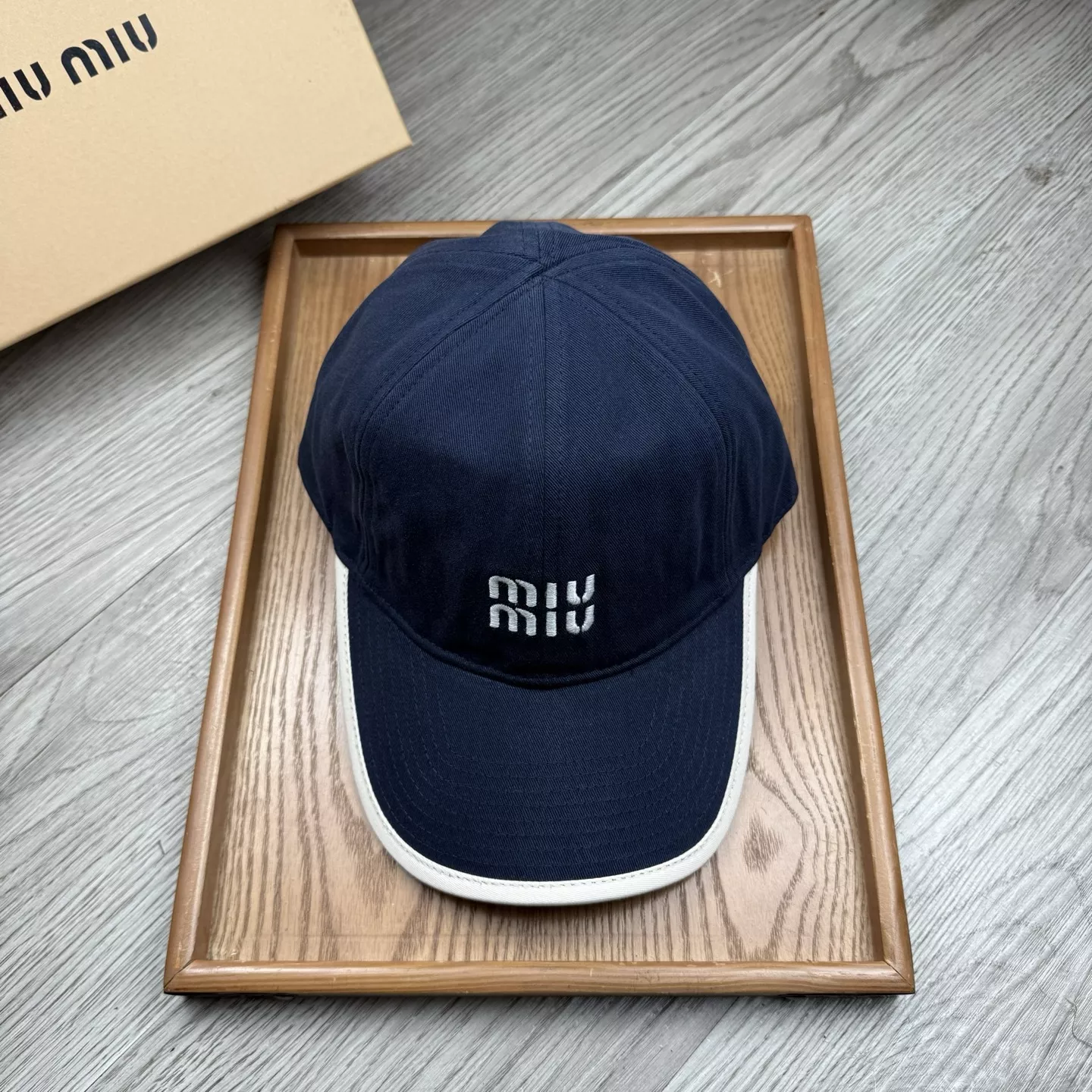 NewStyle 5124 MIU MIU Caps