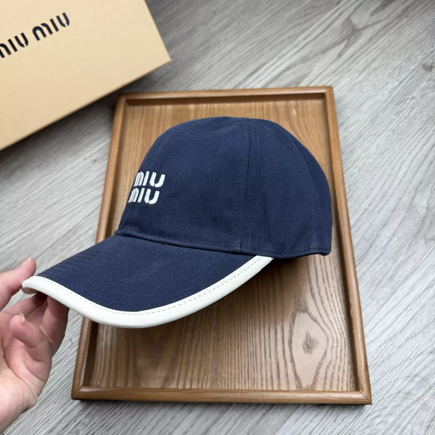 NewStyle 5124 MIU MIU Caps