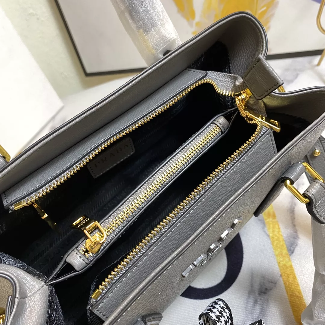 NewStyle 5125 Prada AAA Quality Handbags For Women