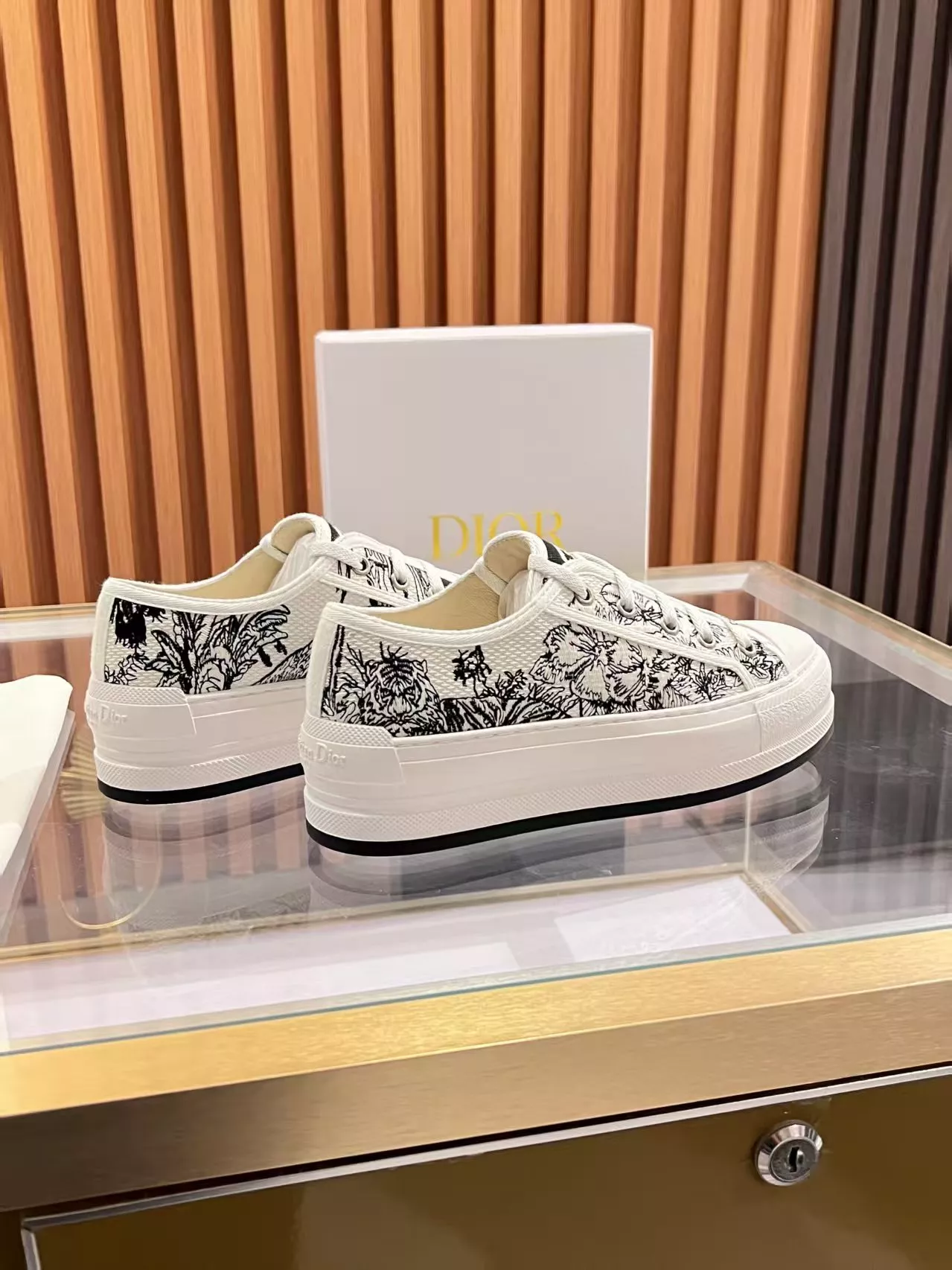 NewStyle 5199 Christian Dior Casual Shoes For Women