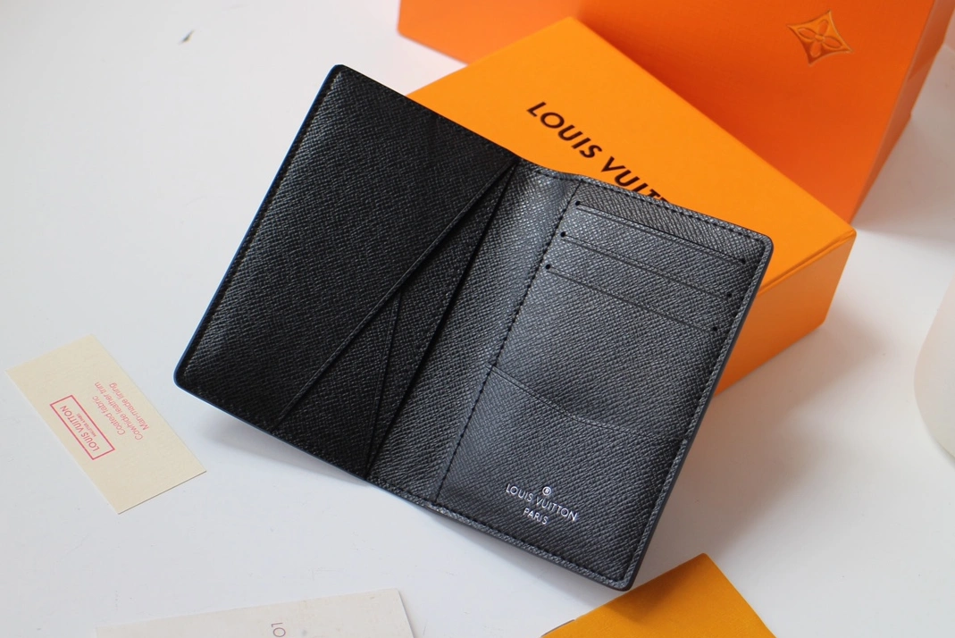 NewStyle 5205 Louis Vuitton AAA Man Wallets