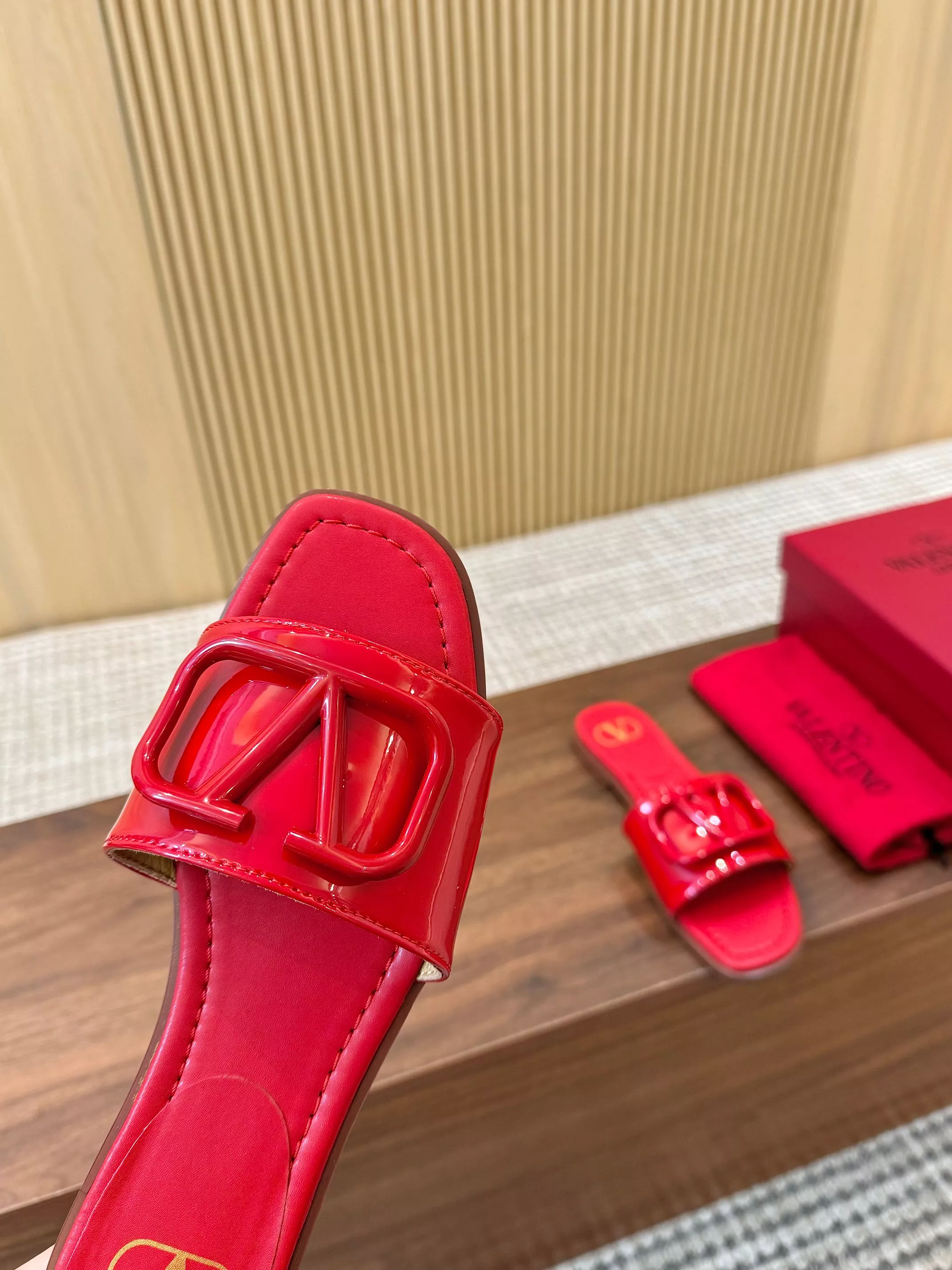 NewStyle 5334 Valentino Slippers For Women