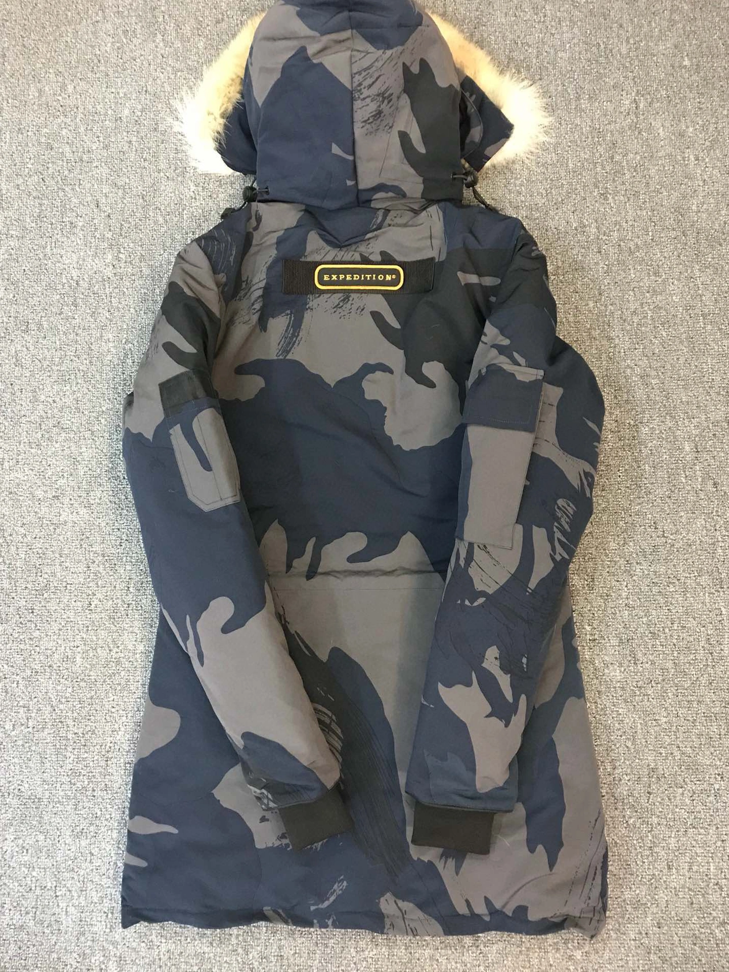 NewStyle 5717 Canada Goose Down Feather Coat Long Sleeved For Women