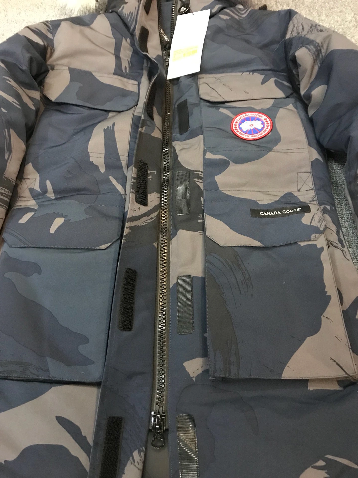NewStyle 5717 Canada Goose Down Feather Coat Long Sleeved For Women