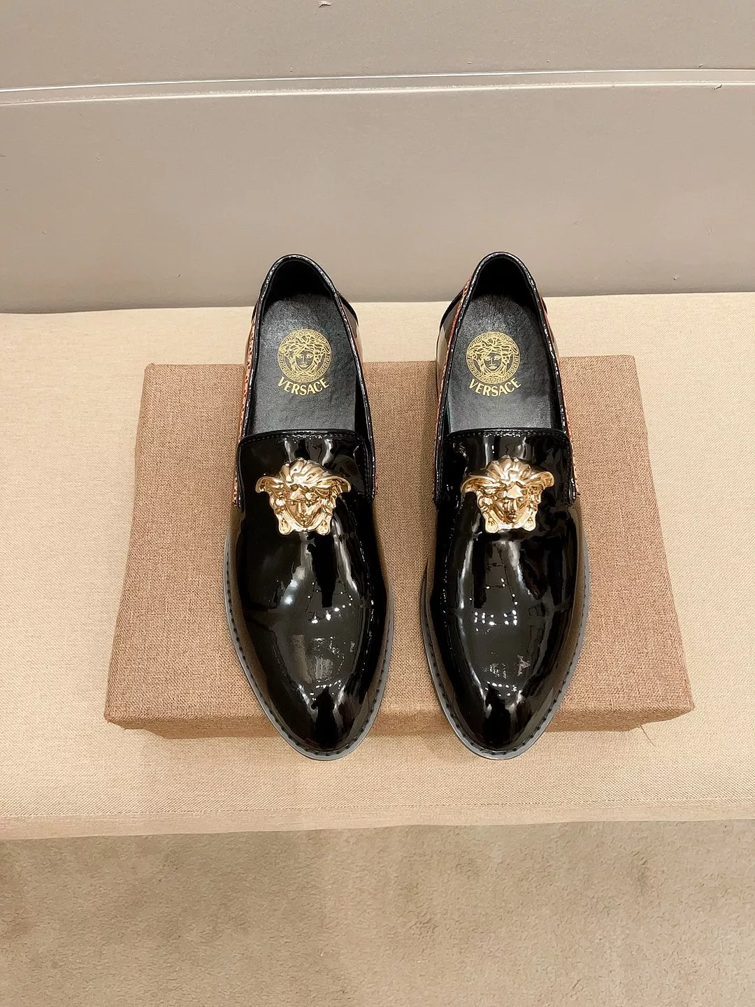 NewStyle 5749 Versace Leather Shoes For Men
