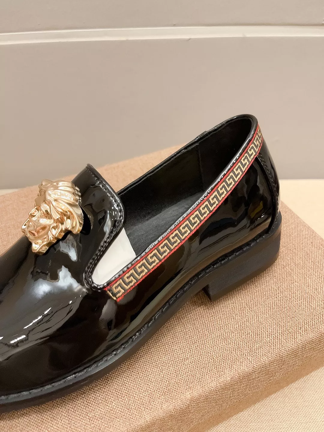 NewStyle 5749 Versace Leather Shoes For Men