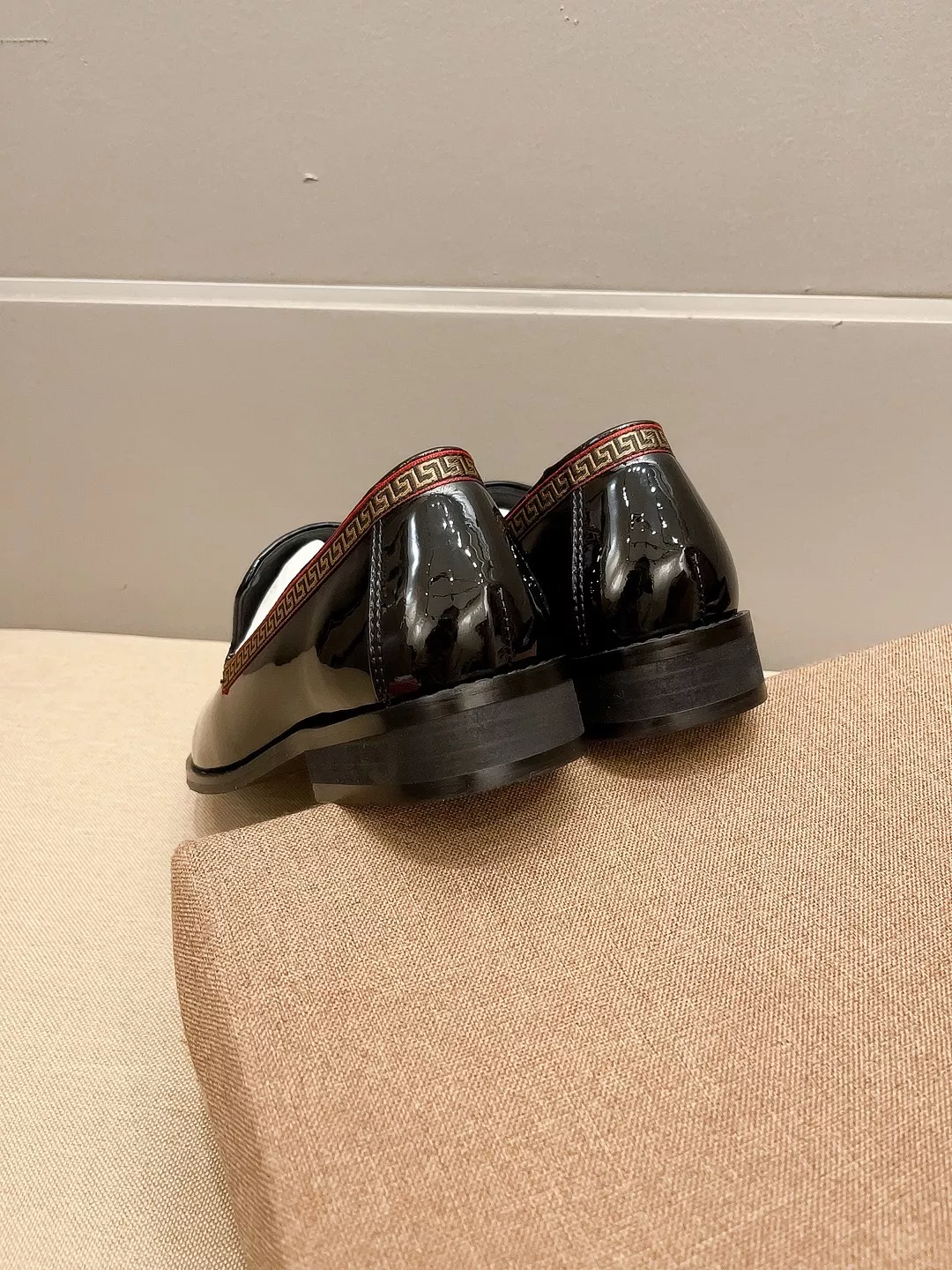 NewStyle 5749 Versace Leather Shoes For Men