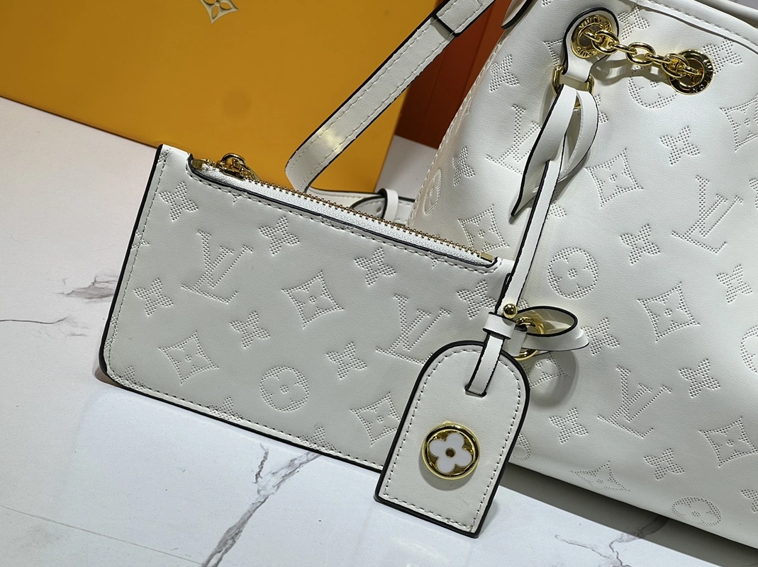 NewStyle 6262 Louis Vuitton AAA Quality Shoulder Bags For Women