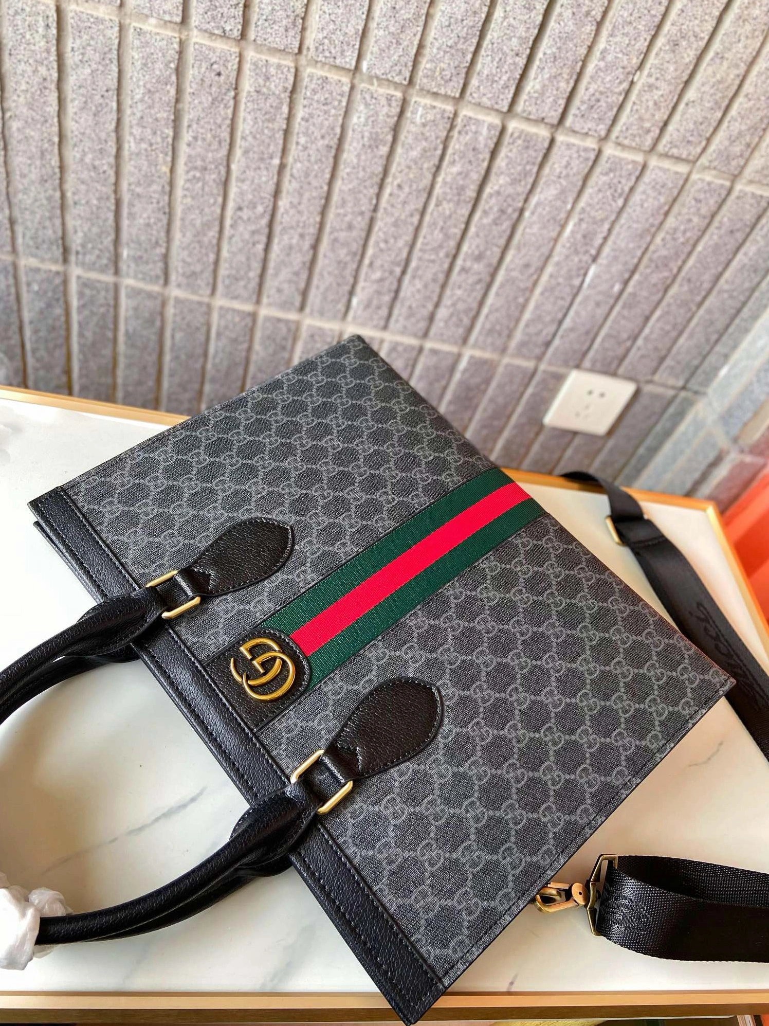 NewStyle 6394 Gucci AAA Man Handbags