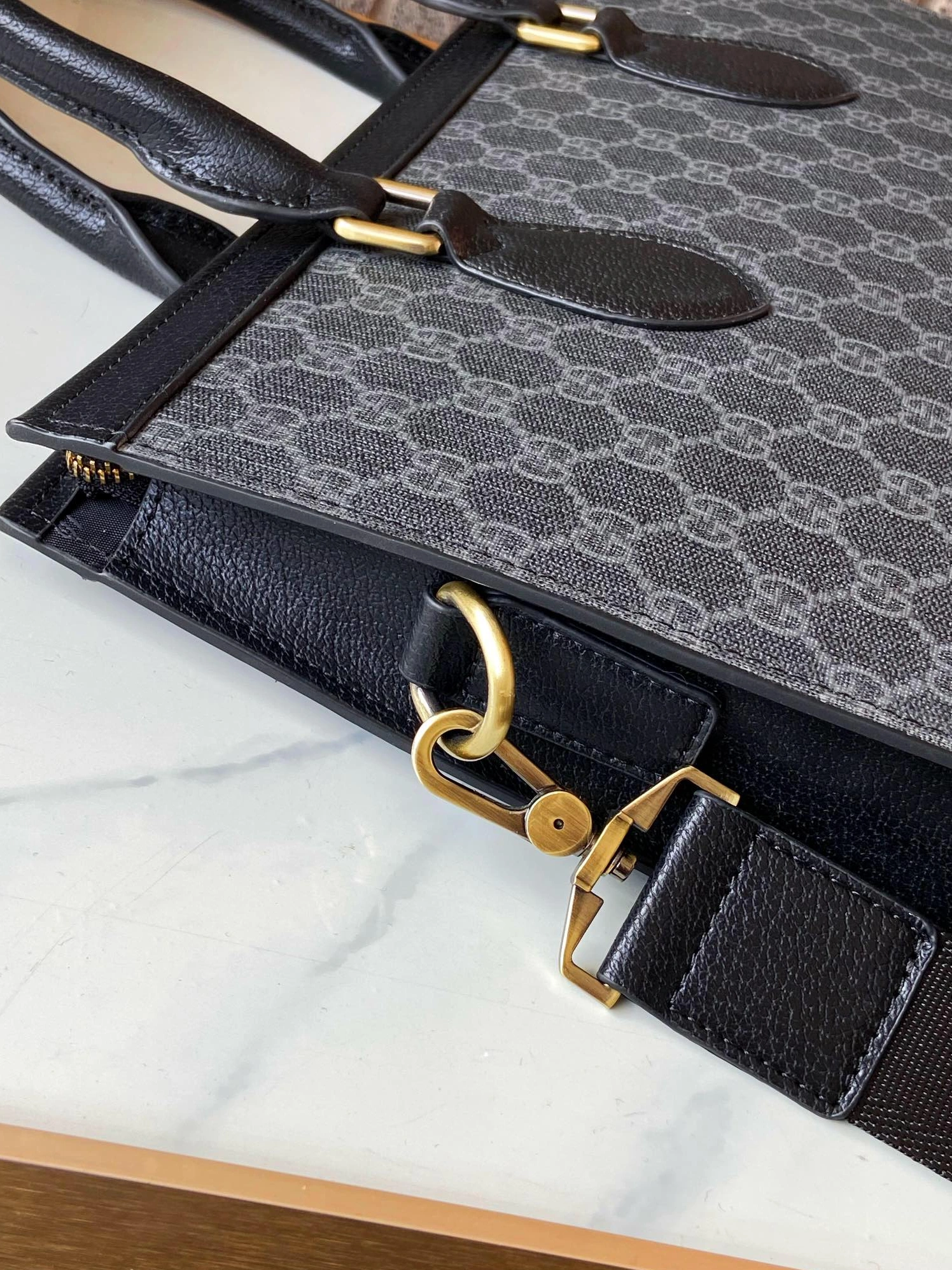 NewStyle 6394 Gucci AAA Man Handbags