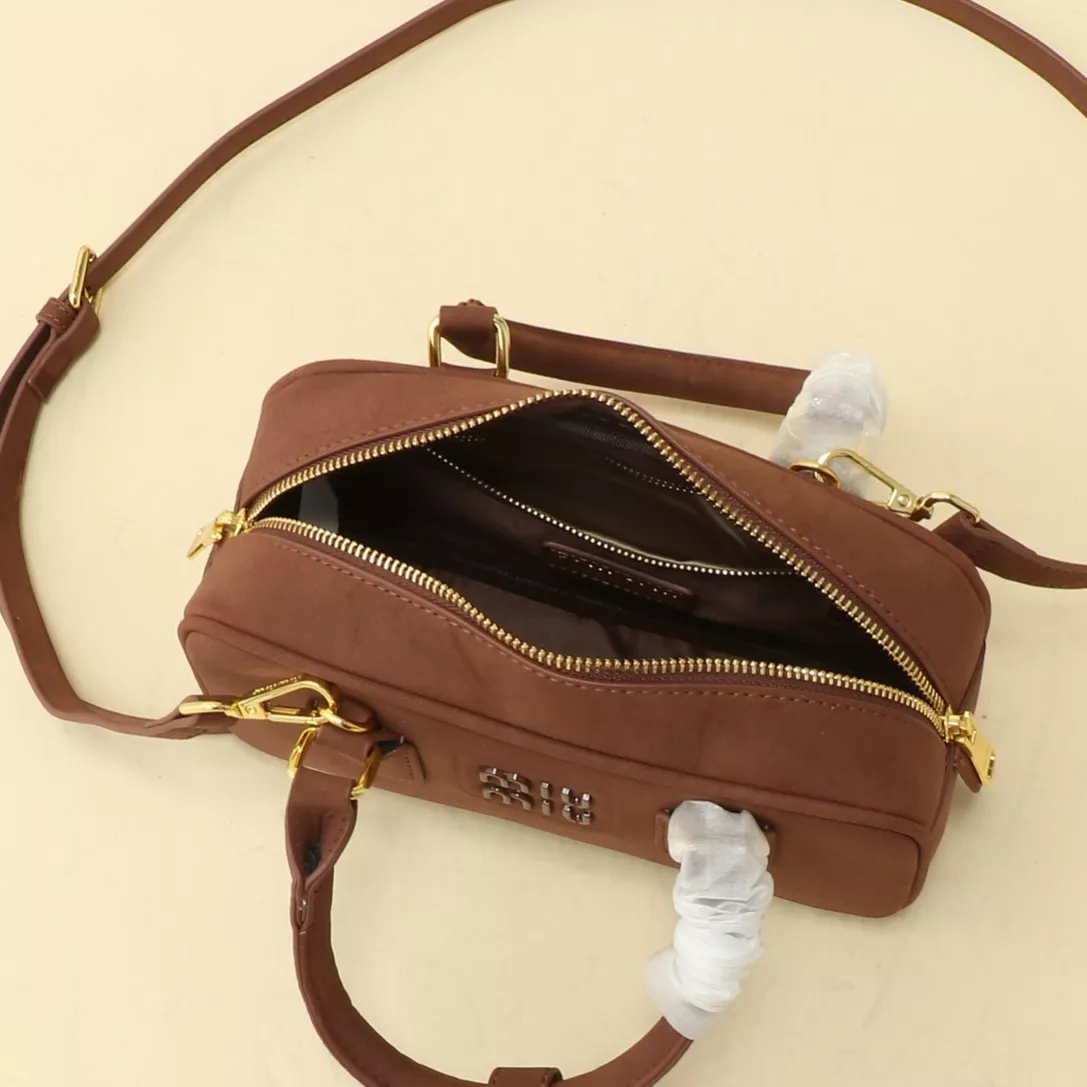 NewStyle 6540 MIU MIU AAA Quality Handbags For Women