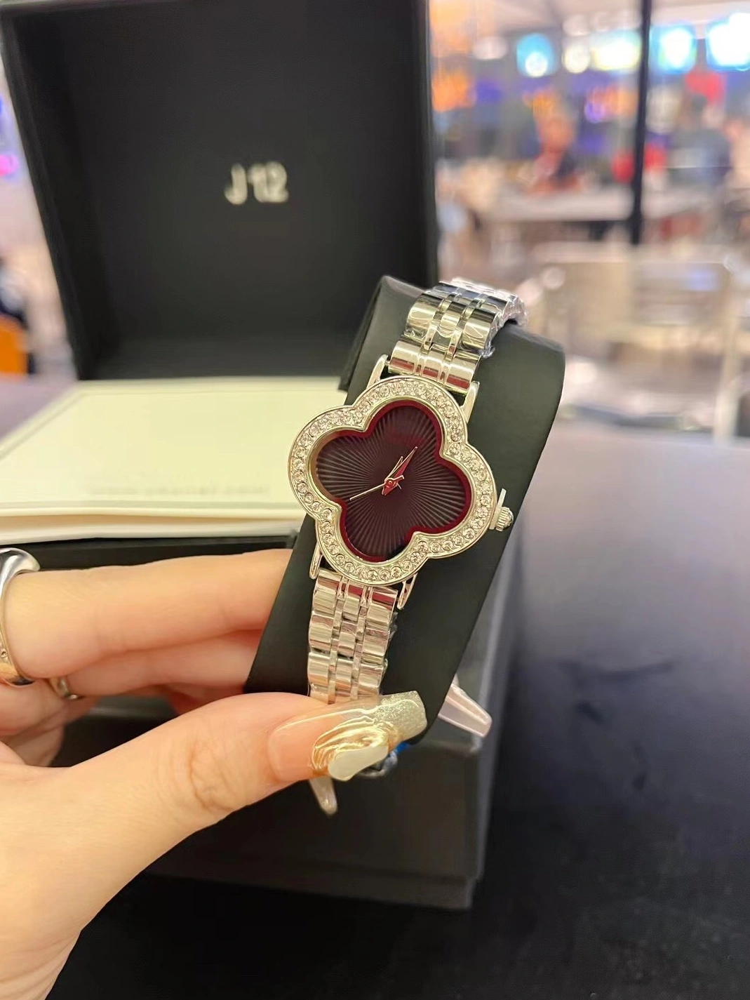 NewStyle 675 Van Cleef & Arpels Watches For Women