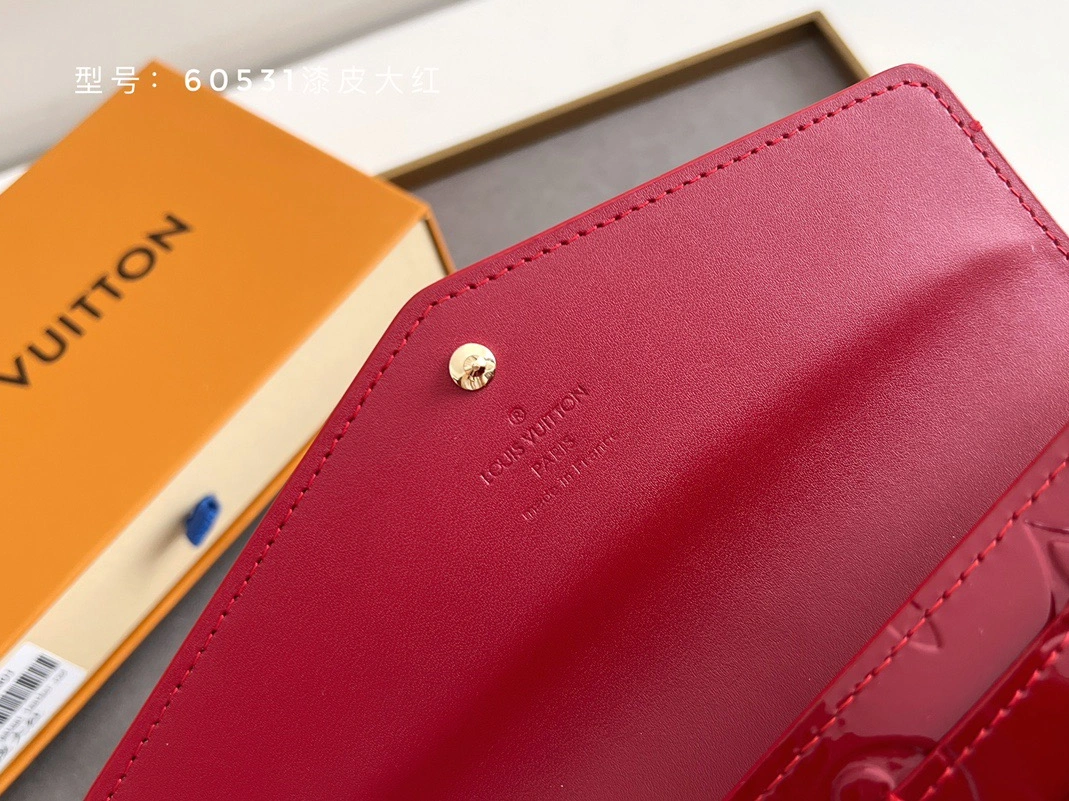 NewStyle 6847 Louis Vuitton AAA Quality Wallets