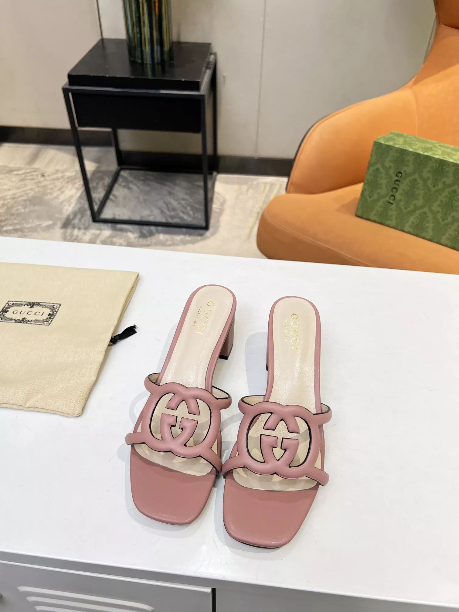 NewStyle 7042 Gucci Slippers For Women