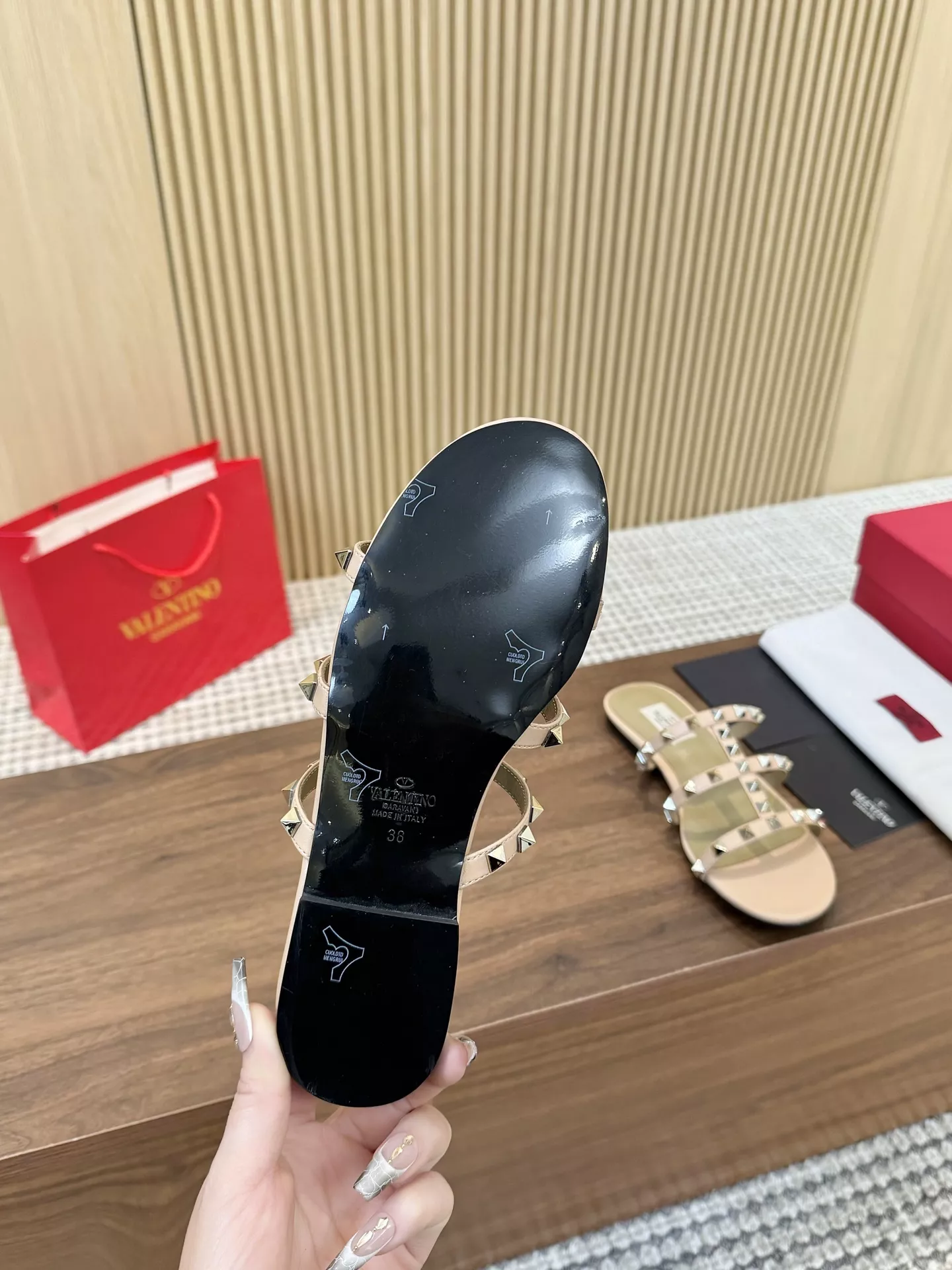 NewStyle 7046 Valentino Slippers For Women