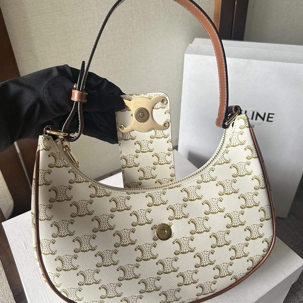 NewStyle 7168 Celine AAA Quality Shoulder Bags For Women