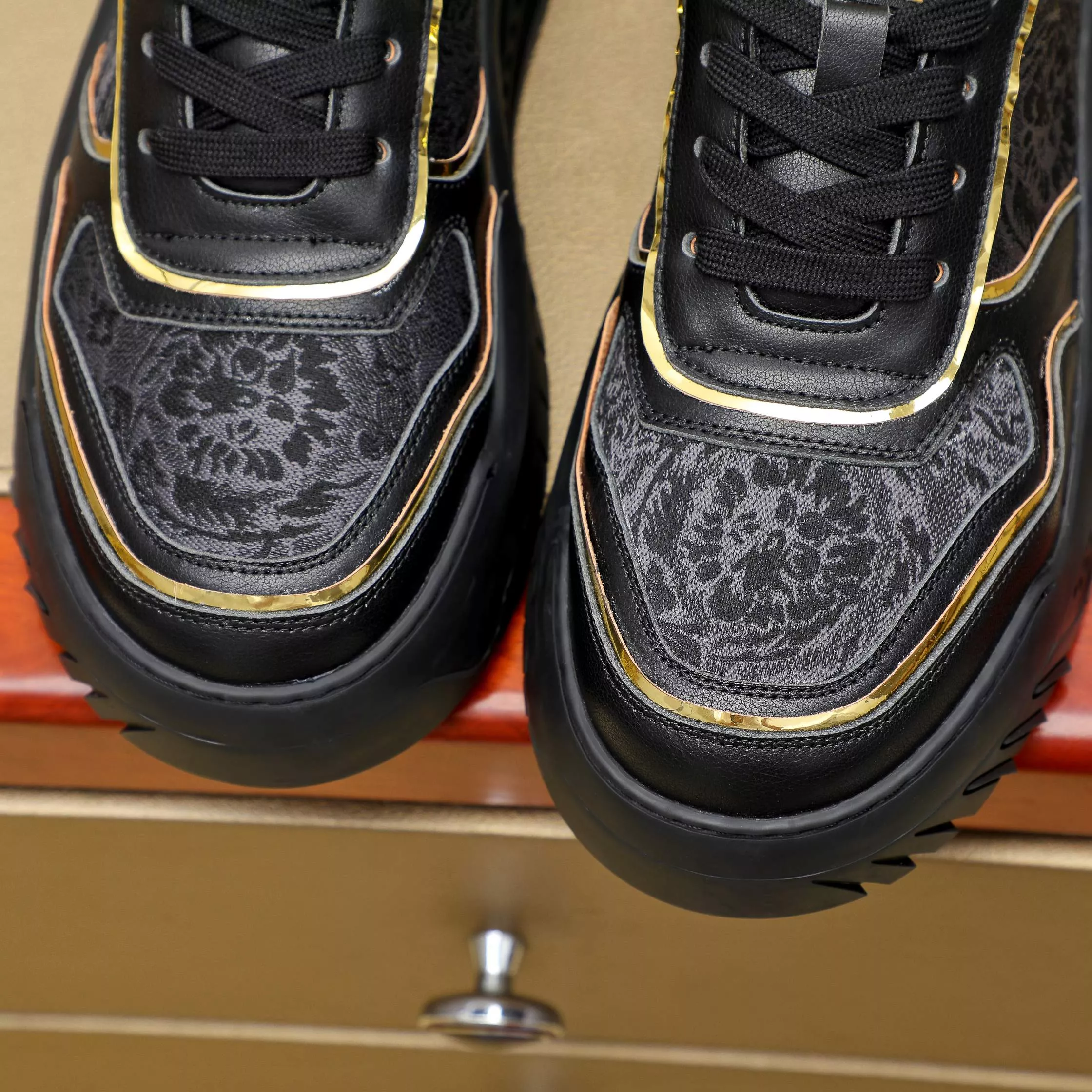 NewStyle 7230 Versace Casual Shoes For Men