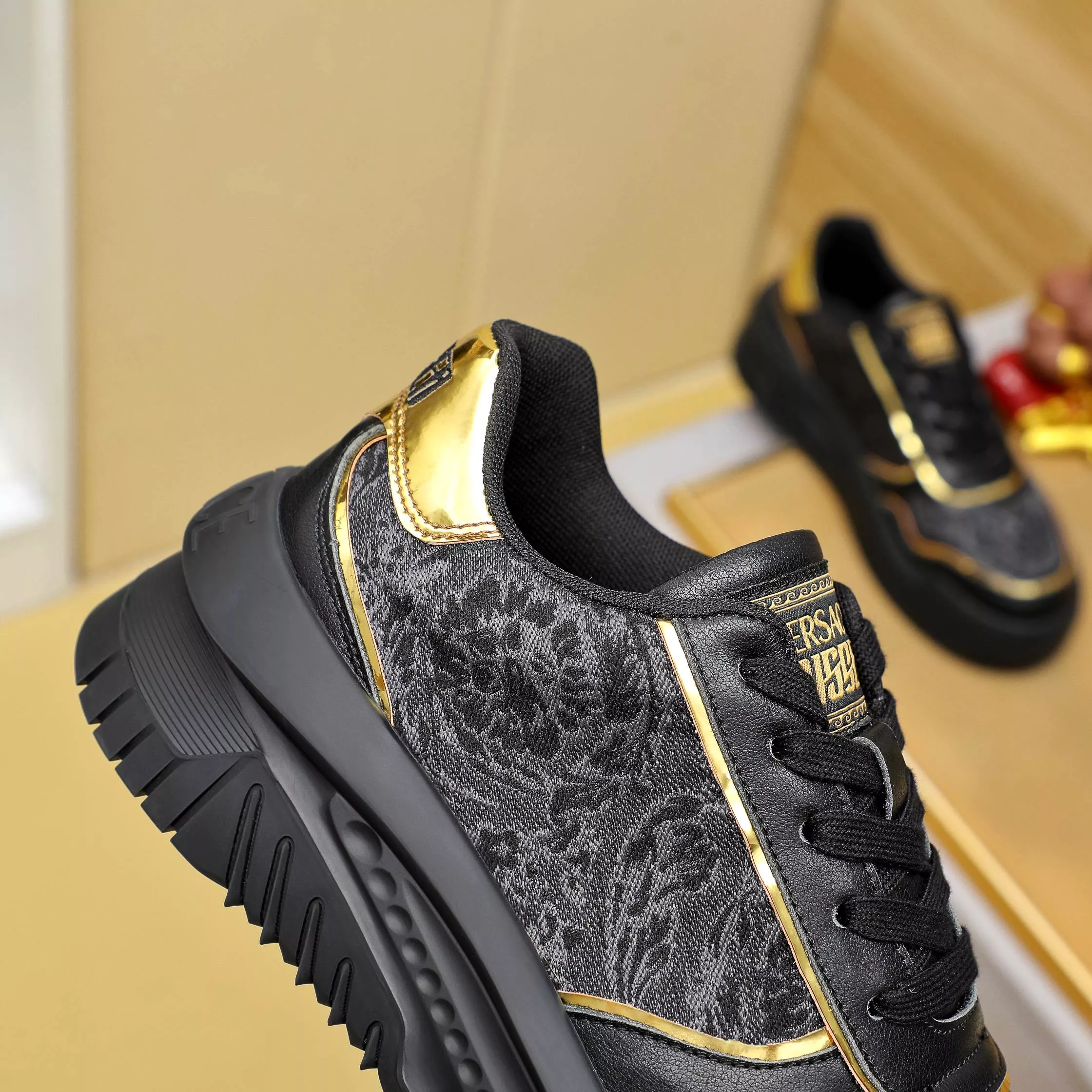 NewStyle 7230 Versace Casual Shoes For Men