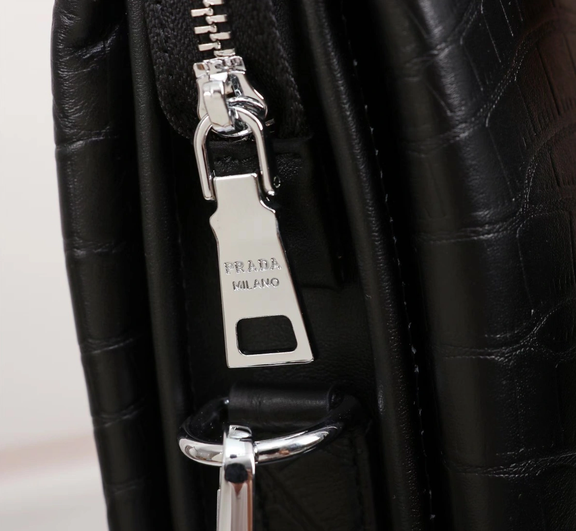 NewStyle 7481 Prada AAA Man Handbags