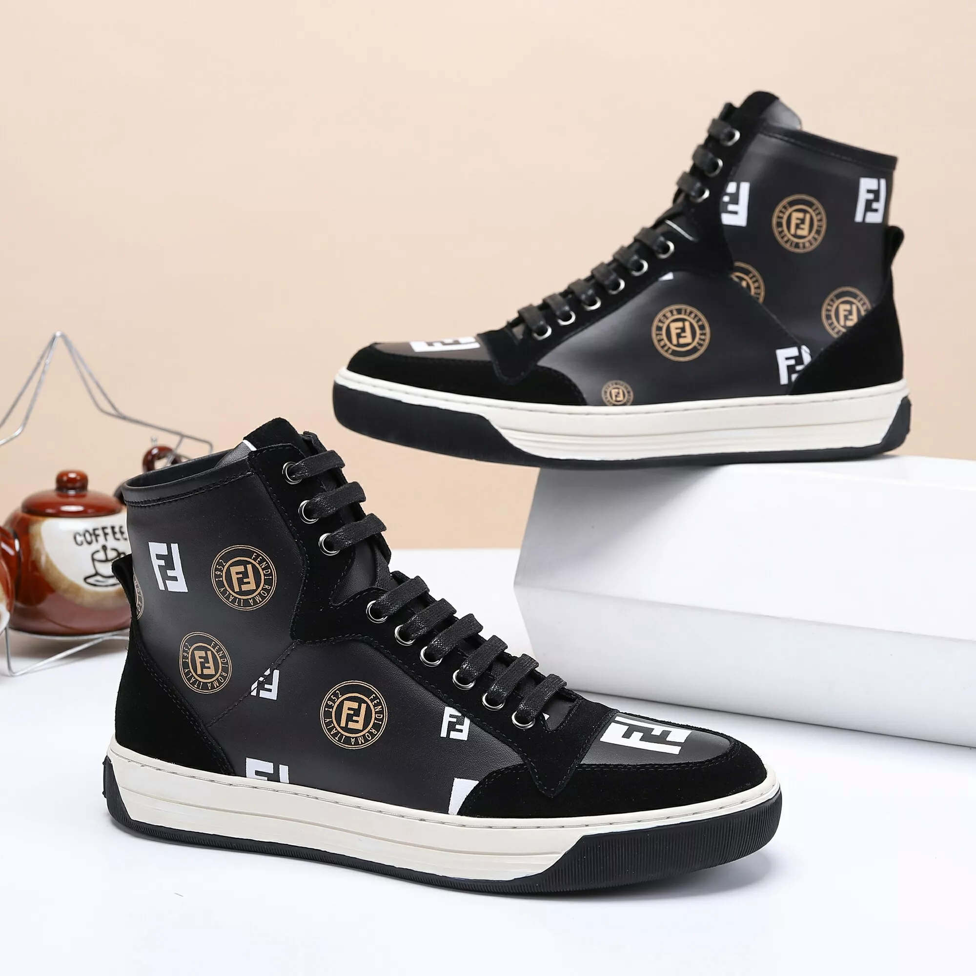 NewStyle 7724 Fendi High Tops Casual Shoes For Men
