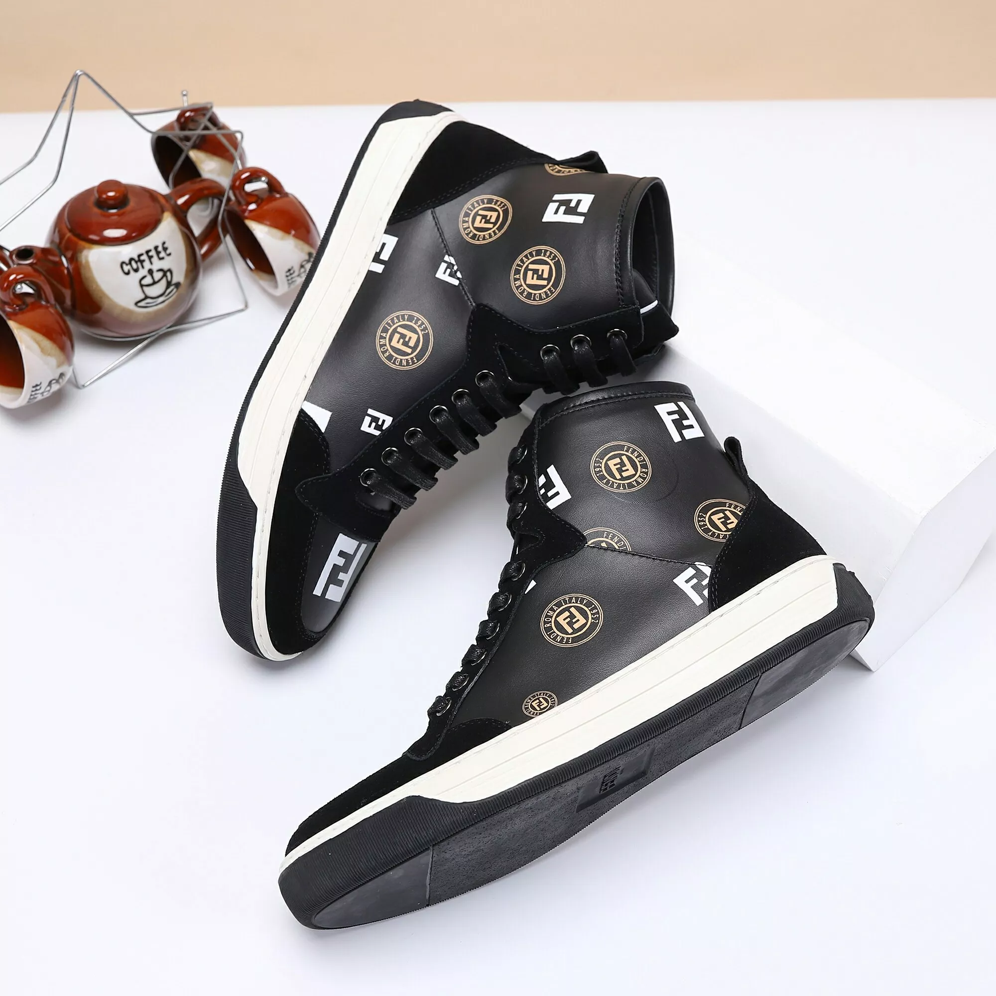 NewStyle 7724 Fendi High Tops Casual Shoes For Men
