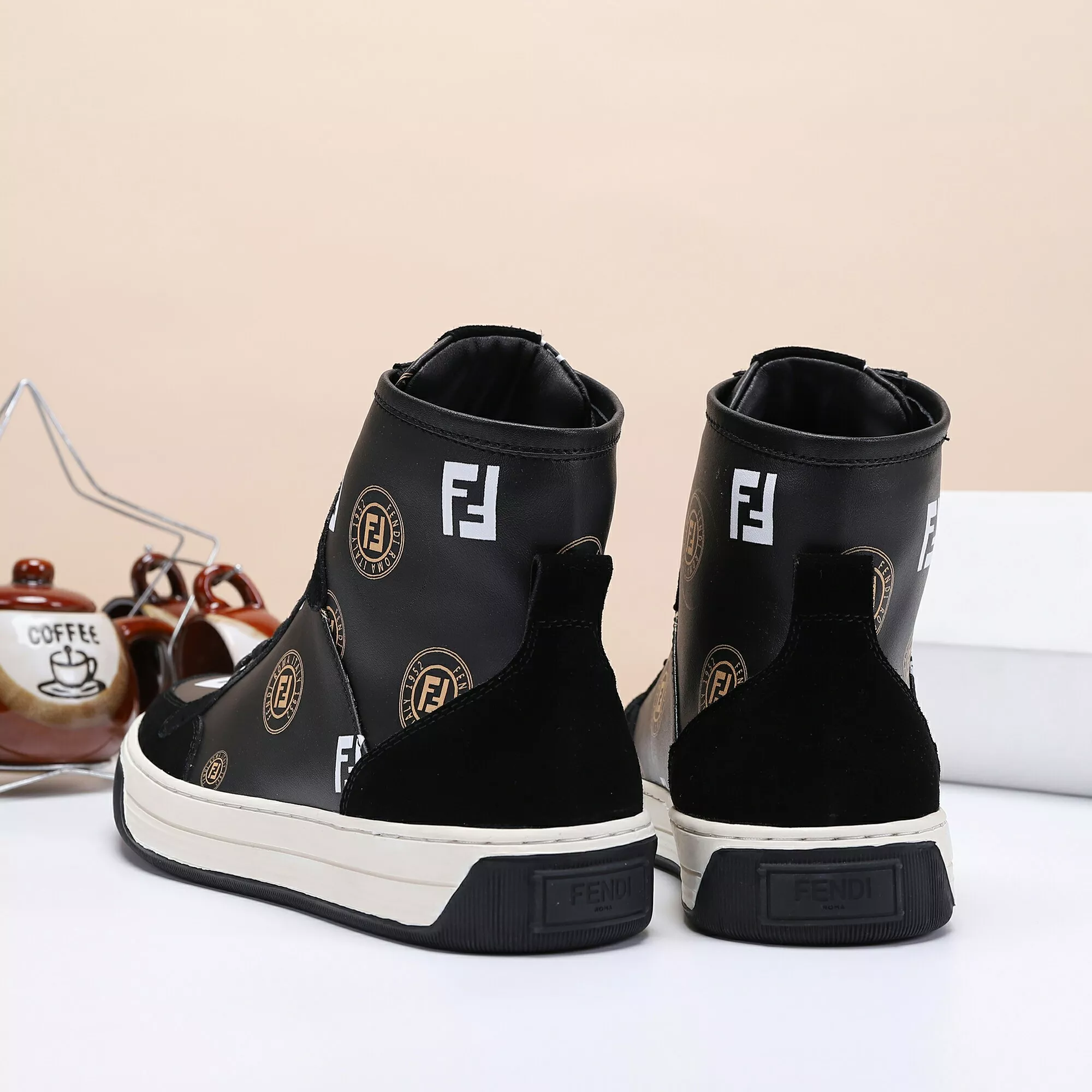 NewStyle 7724 Fendi High Tops Casual Shoes For Men