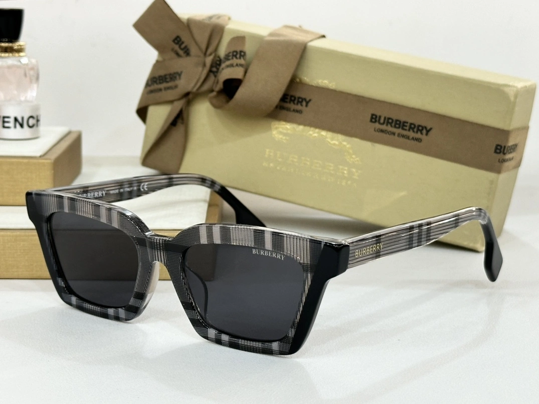 NewStyle 7734 Burberry AAA Quality Sunglasses